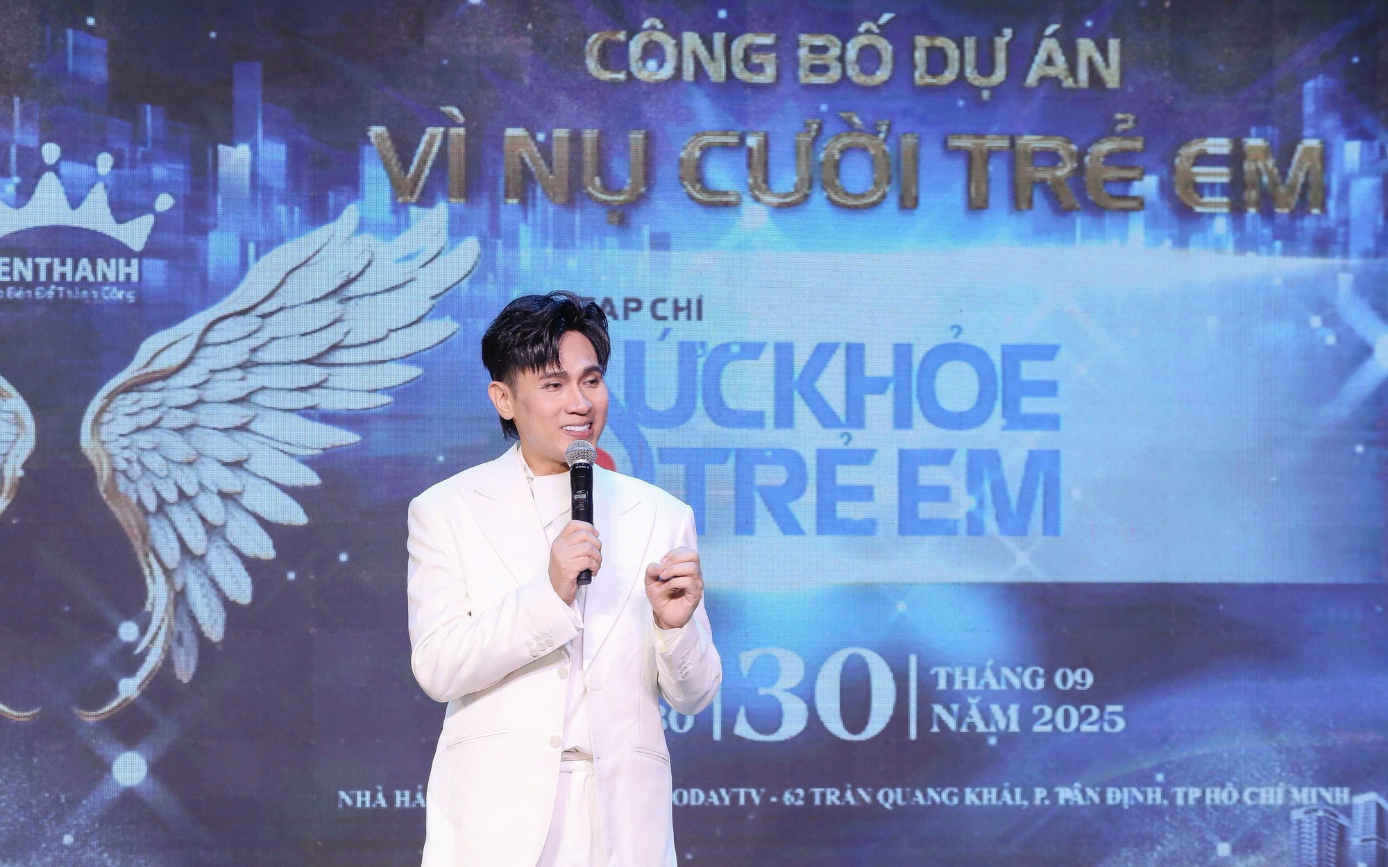 Ca sĩ Nguyên Vũ chấp nhận bị nói "già, hết thời" - Ảnh 4.