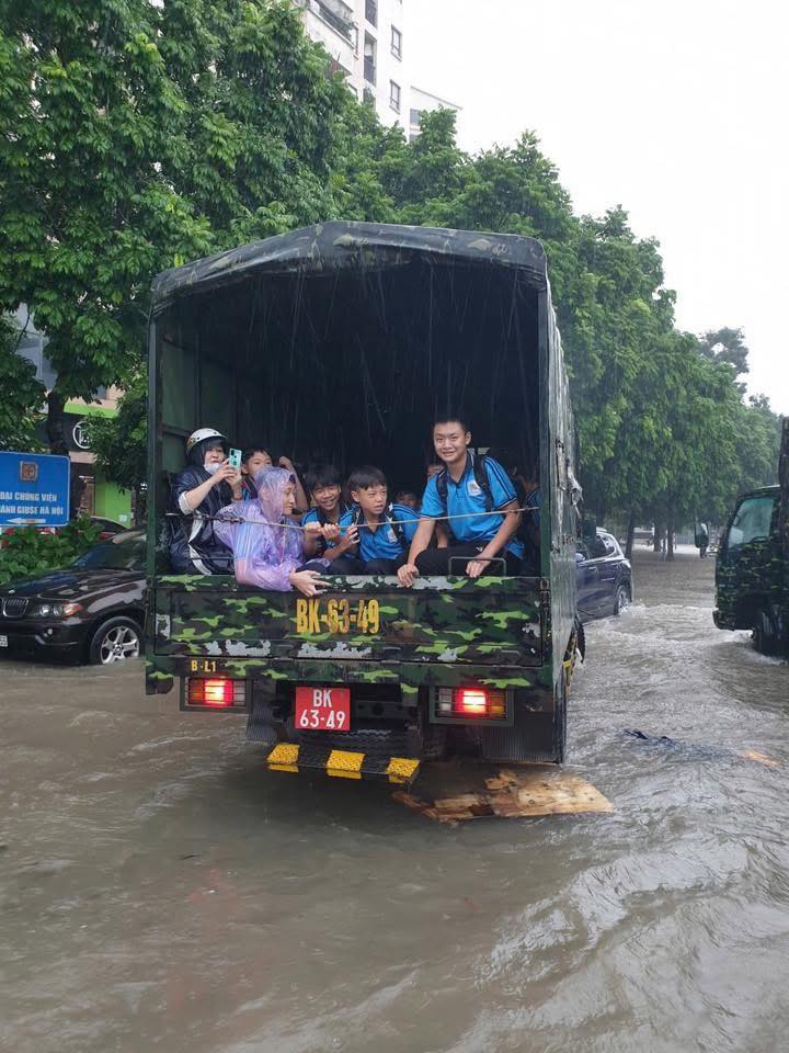 Sở GD-ĐT H&agrave; Nội l&ecirc;n tiếng về việc v&igrave; sao kh&ocirc;ng cho học sinh nghỉ học ng&agrave;y 30-9? - Ảnh 1.