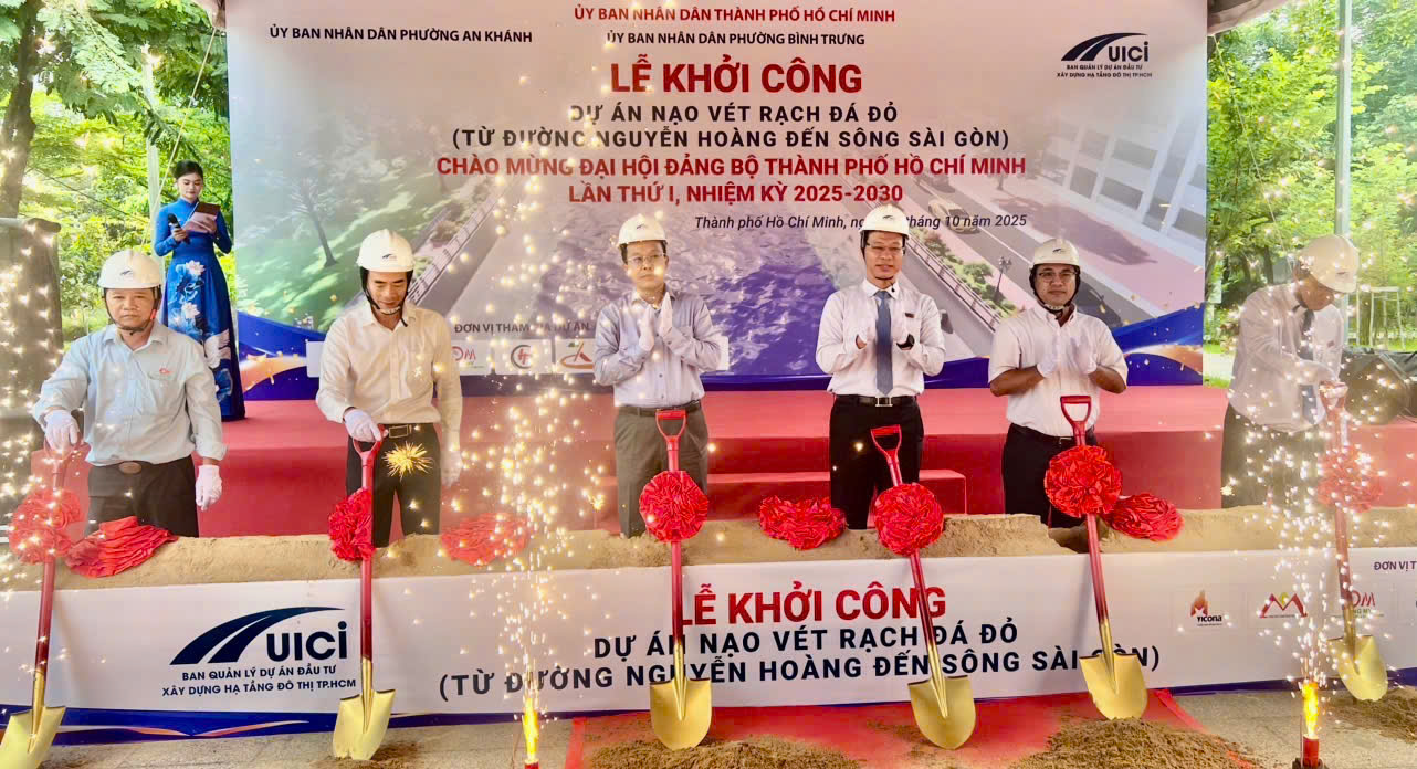 TP HCM khởi c&ocirc;ng dự &aacute;n nạo v&eacute;t rạch Đ&aacute; Đỏ, cải thiện hạ tầng tho&aacute;t nước v&agrave; cảnh quan đ&ocirc; thị - Ảnh 1.