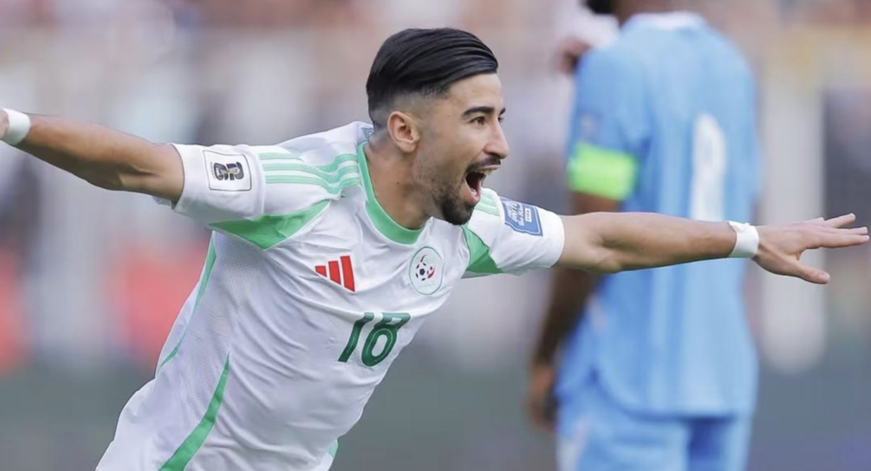 Cựu sao Man City tỏa s&aacute;ng, Algeria đoạt v&eacute; dự World Cup sau 12 năm - Ảnh 3.
