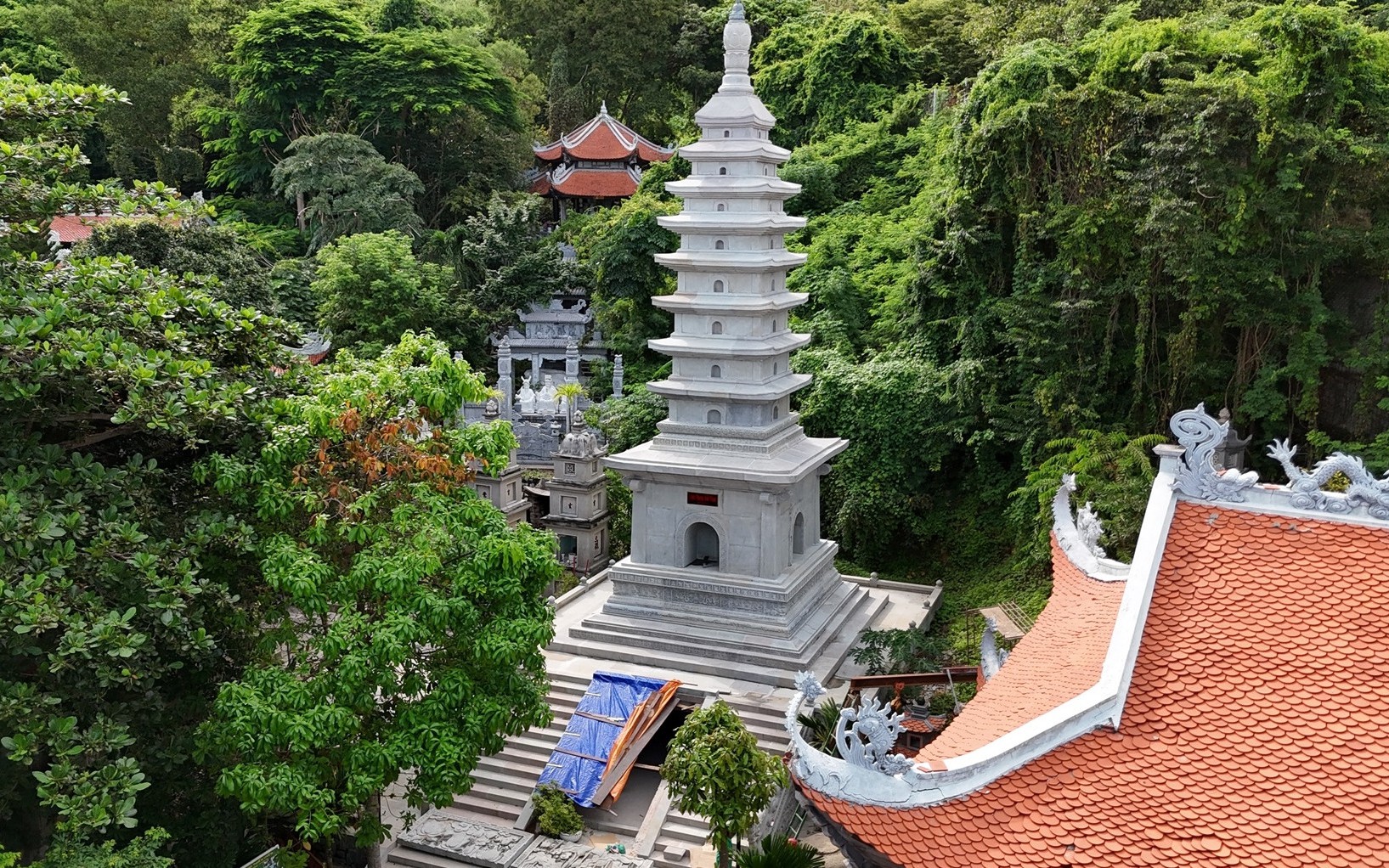 Bên trong ngôi chùa nơi kim quan Trưởng lão Hòa thượng Thích Trí Tịnh nhập tháp