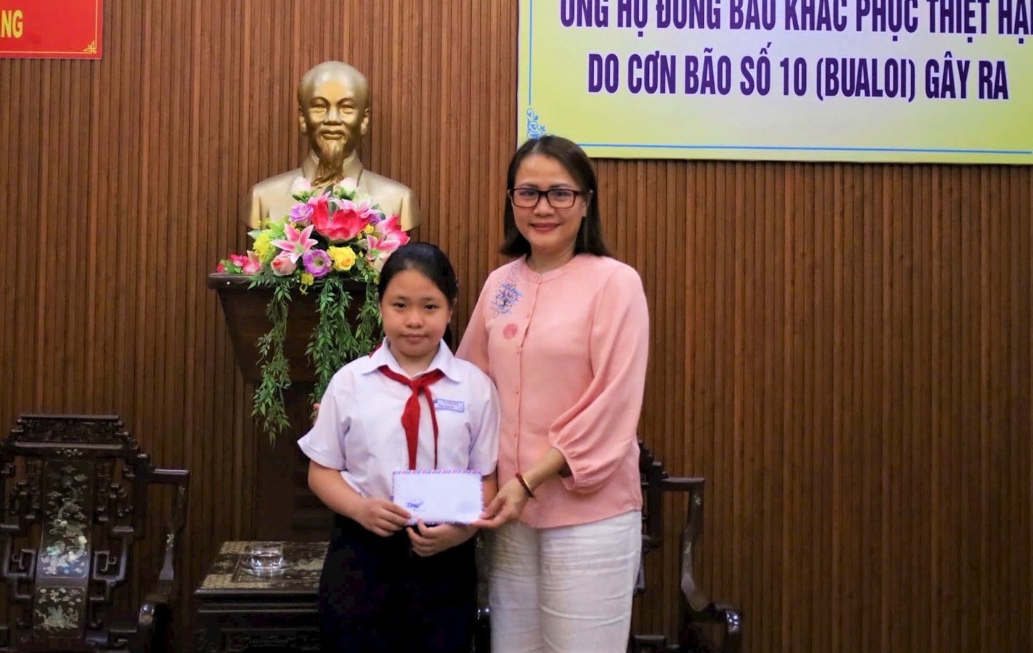 Học sinh Đ&agrave; Nẵng ủng hộ gần 50 triệu đồng cho đồng b&agrave;o v&ugrave;ng lũ miền Bắc - Ảnh 1.