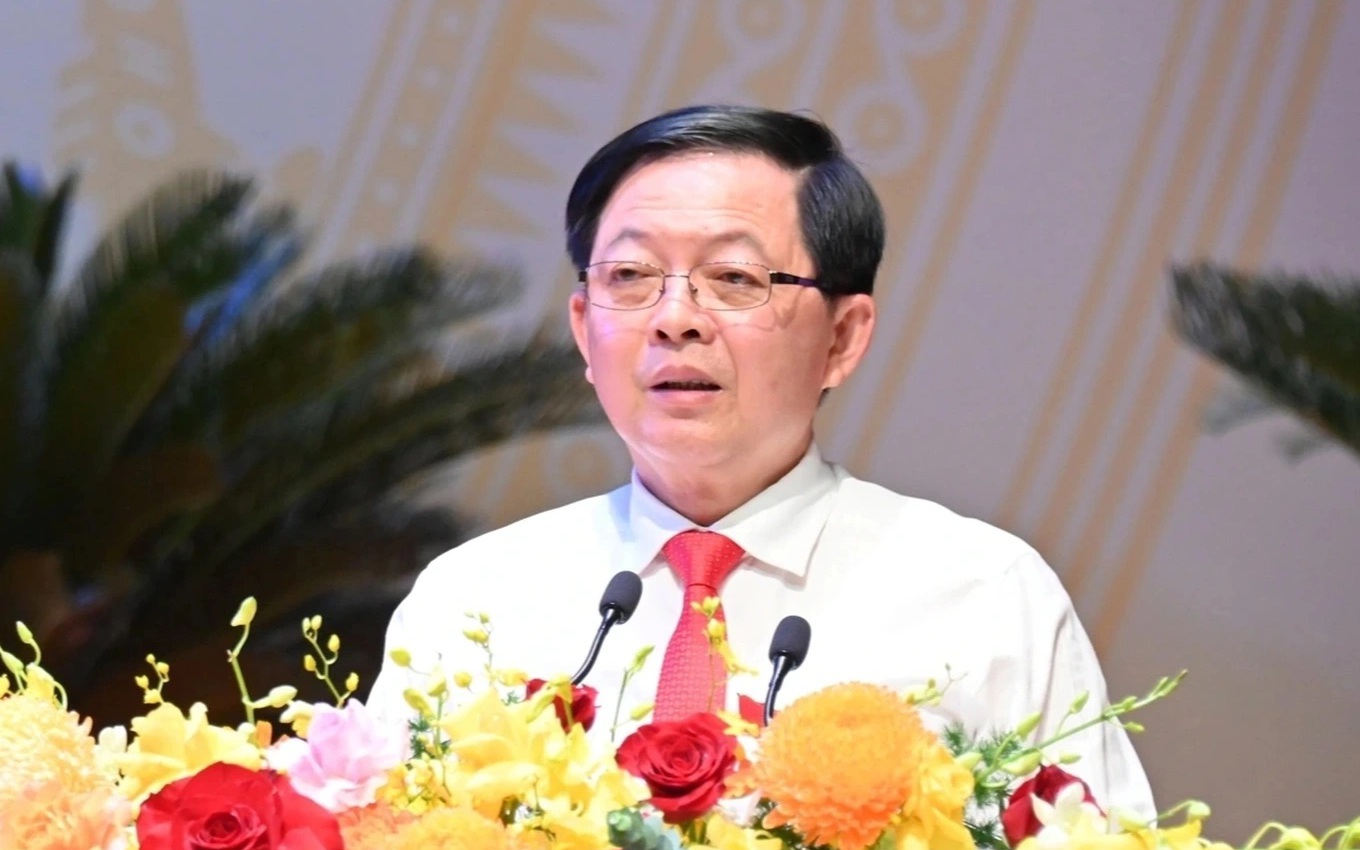 Ông Hồ Quốc Dũng bàn giao công việc Bí thư Gia Lai để ra Trung ương