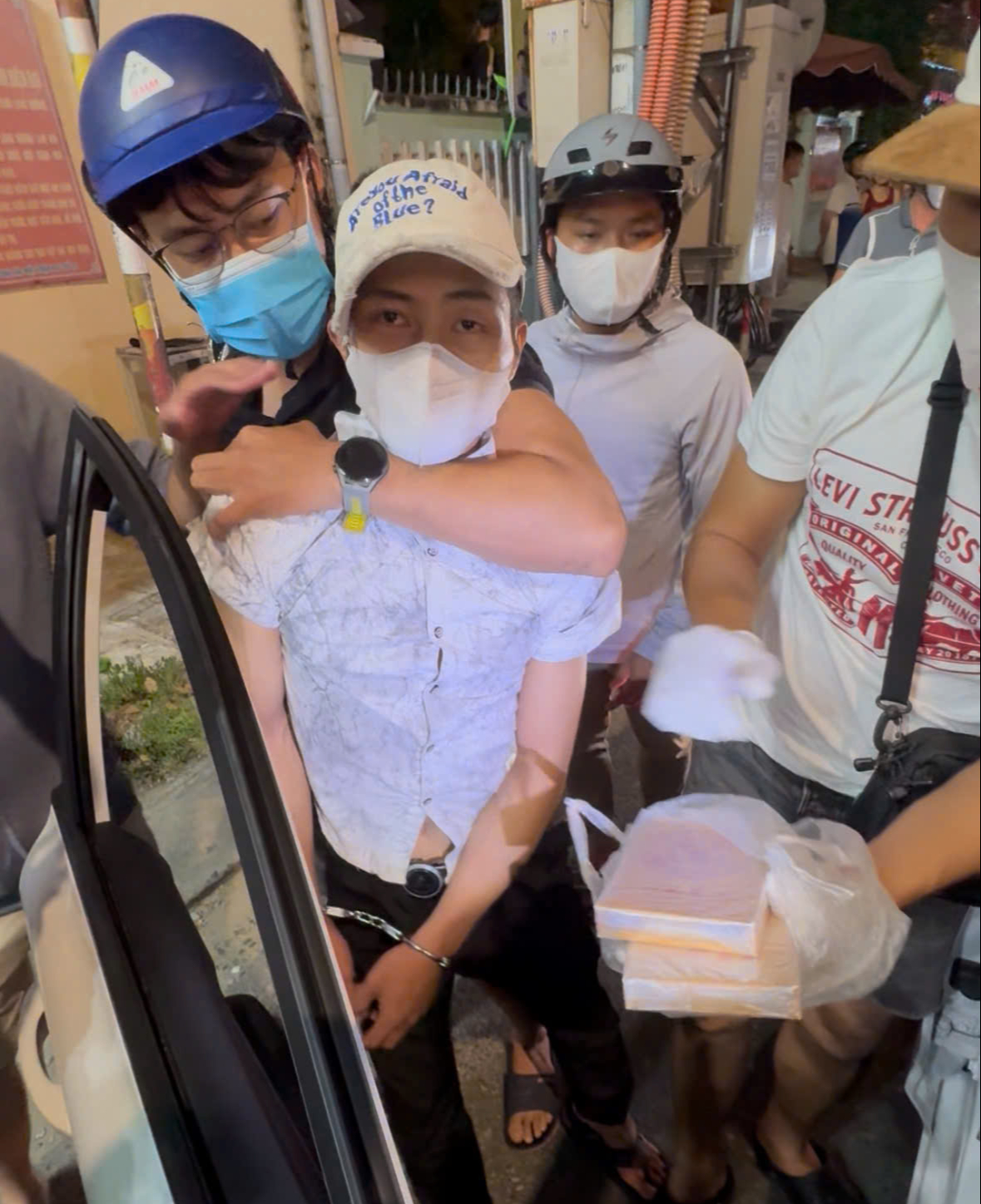 Trinh s&aacute;t C&ocirc;ng an Đ&agrave; Nẵng bắt tội phạm ma t&uacute;y như trong phim - Ảnh 1.