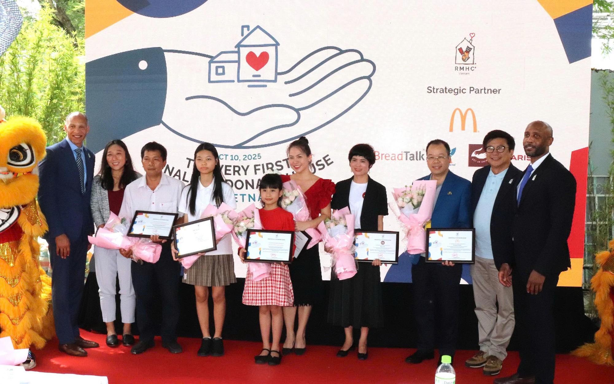 Bệnh nhi được hỗ trợ ăn ở miễn phí tại "Ngôi nhà chung" 