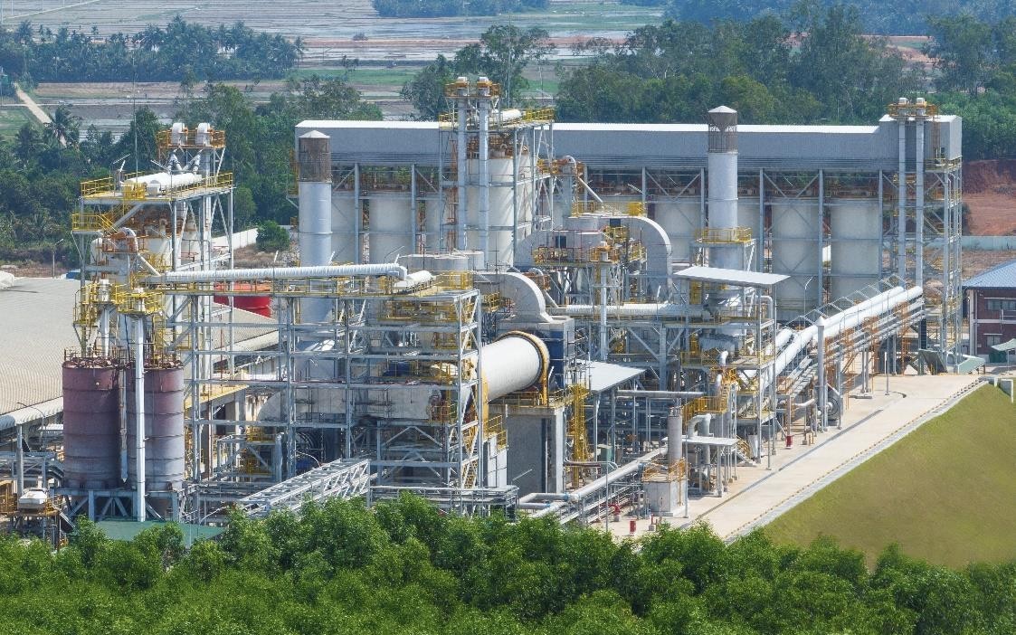 Idemitsu vận hành thương mại nhà máy sản xuất viên nén đen quy mô lớn