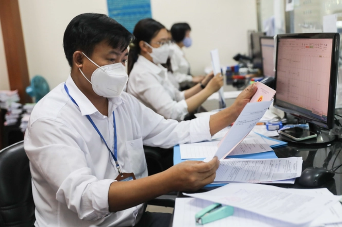Đ&atilde; c&oacute; mẫu hợp đồng thực hiện nhiệm vụ của c&ocirc;ng chức - Ảnh 1.