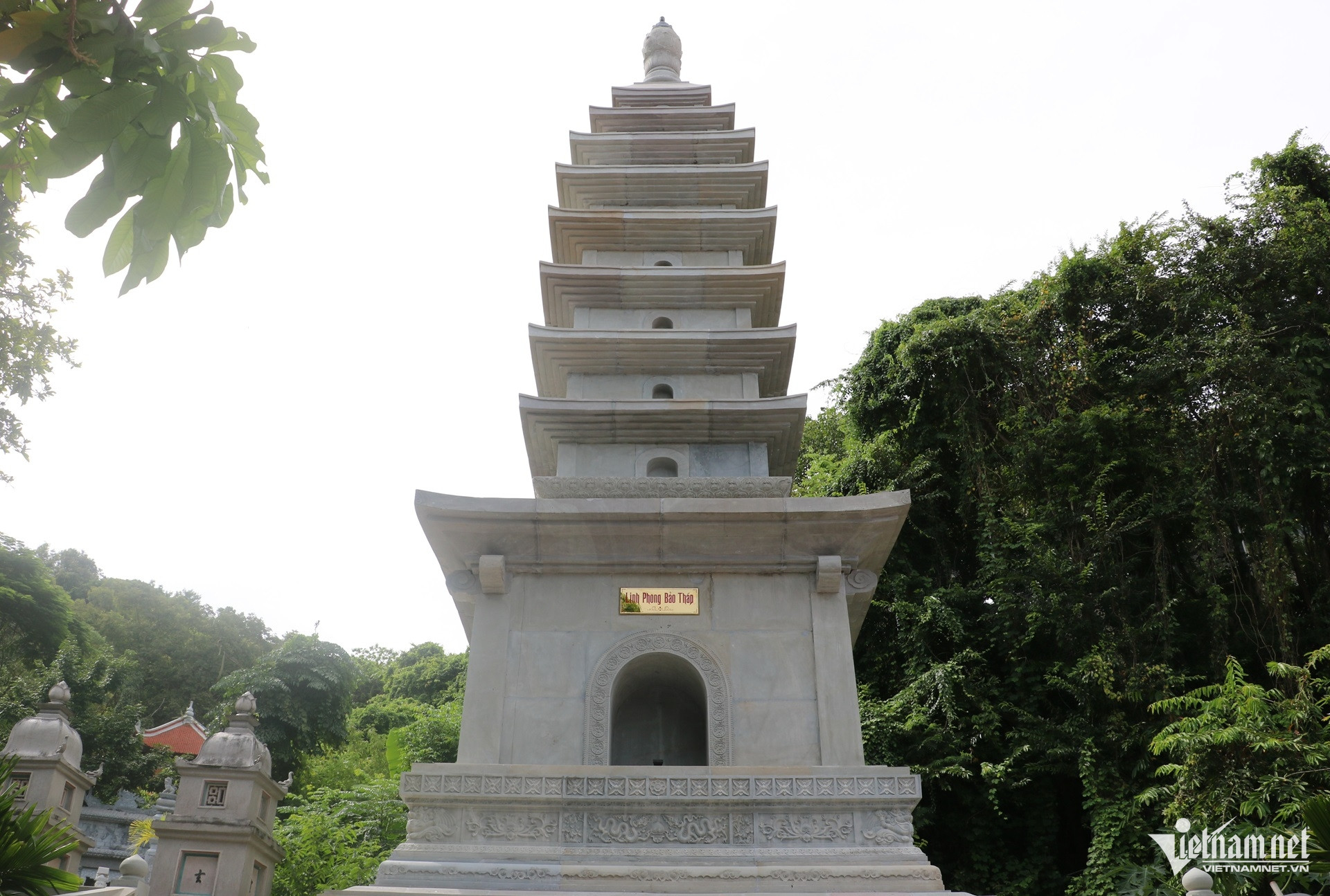B&ecirc;n trong ch&ugrave;a Linh Phong nơi kim quan Trưởng l&atilde;o H&ograve;a Thượng Th&iacute;ch Tr&iacute; Tịnh nhập th&aacute;p - Ảnh 6.