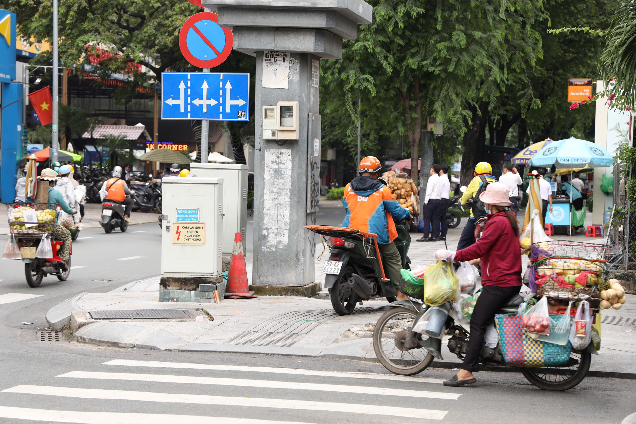 Camera AI ở TP HCM đang hoạt động v&agrave; xử l&yacute; vi phạm rao sao? - Ảnh 10.