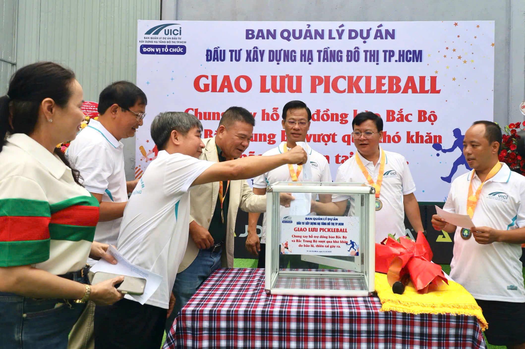 TP HCM: Tổ chức Giải giao lưu Pickleball g&acirc;y quỹ hỗ trợ đồng b&agrave;o v&ugrave;ng b&atilde;o lũ - Ảnh 2.