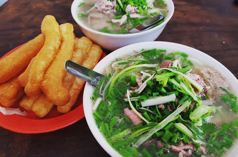 Phở kh&ocirc;ng chỉ l&agrave; m&oacute;n ăn, c&ograve;n l&agrave; c&acirc;u chuyện về lịch sử, văn h&oacute;a - Ảnh 3.