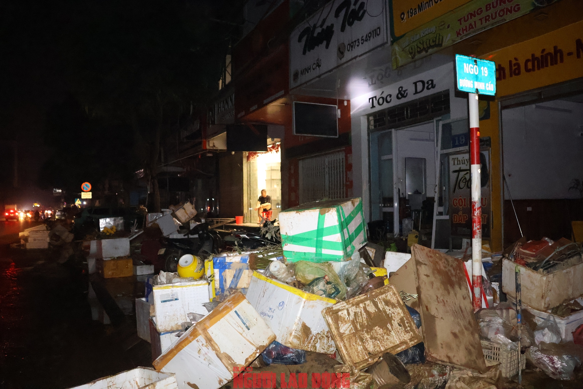 Người d&acirc;n Th&aacute;i Nguy&ecirc;n khắc phục hậu quả trận lũ lịch sử chưa từng c&oacute; - Ảnh 4.
