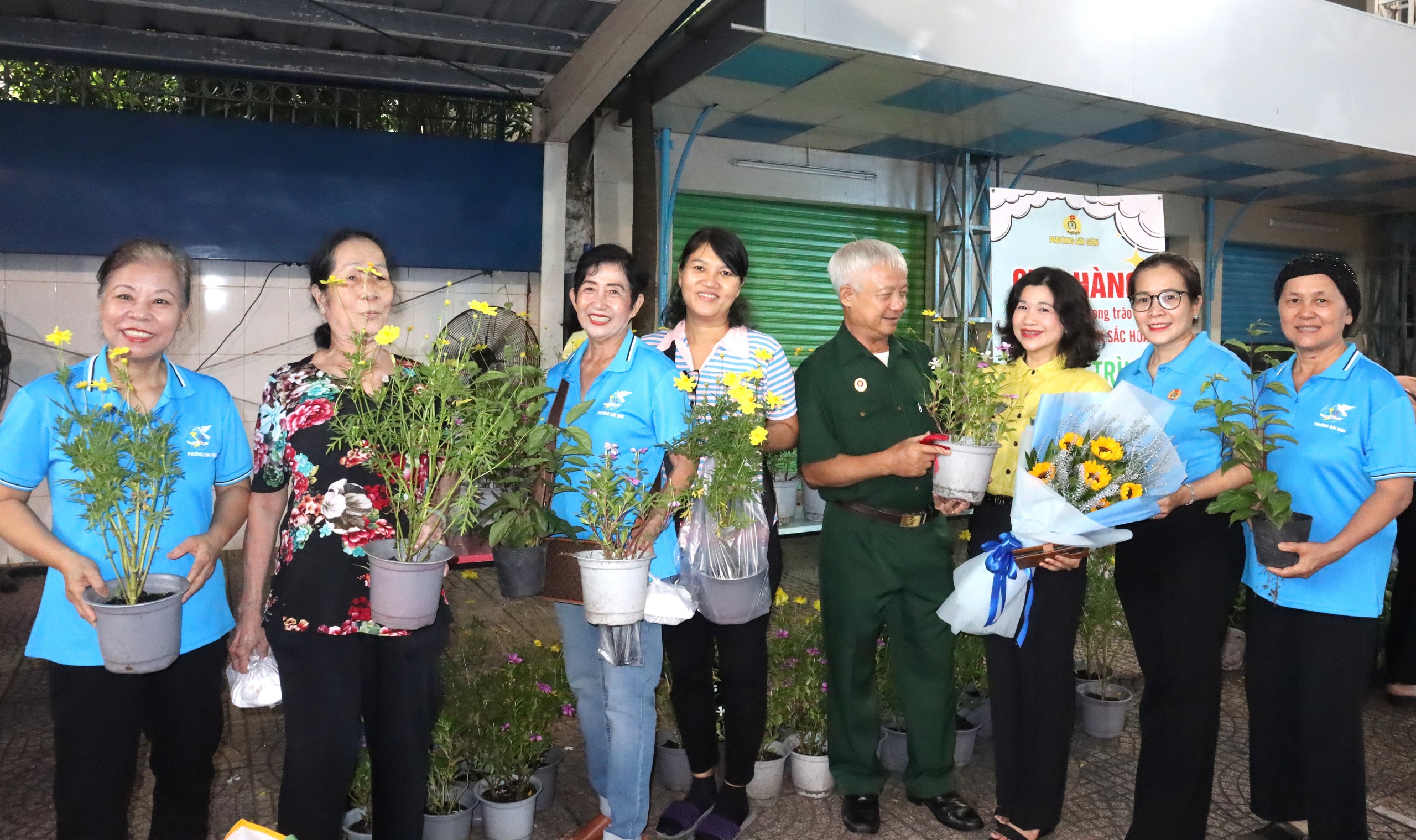 Phường Sài Gòn tổ chức nhiều hoạt động ý nghĩa chào mừng Đại hội Đại biểu Đảng bộ TP HCM - Ảnh 5.