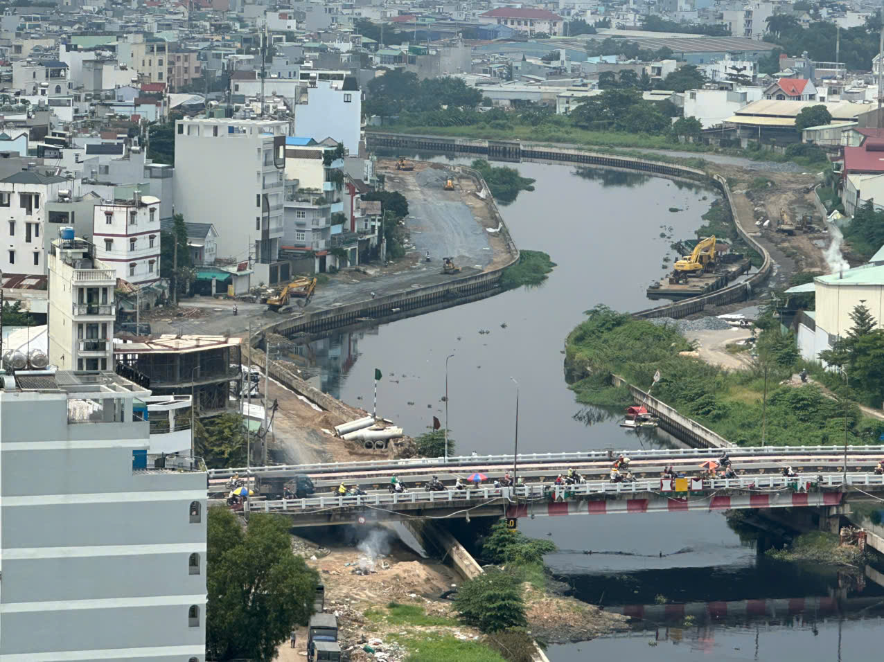 Ho&agrave;n thiện hạ tầng giao th&ocirc;ng - Ảnh 1.