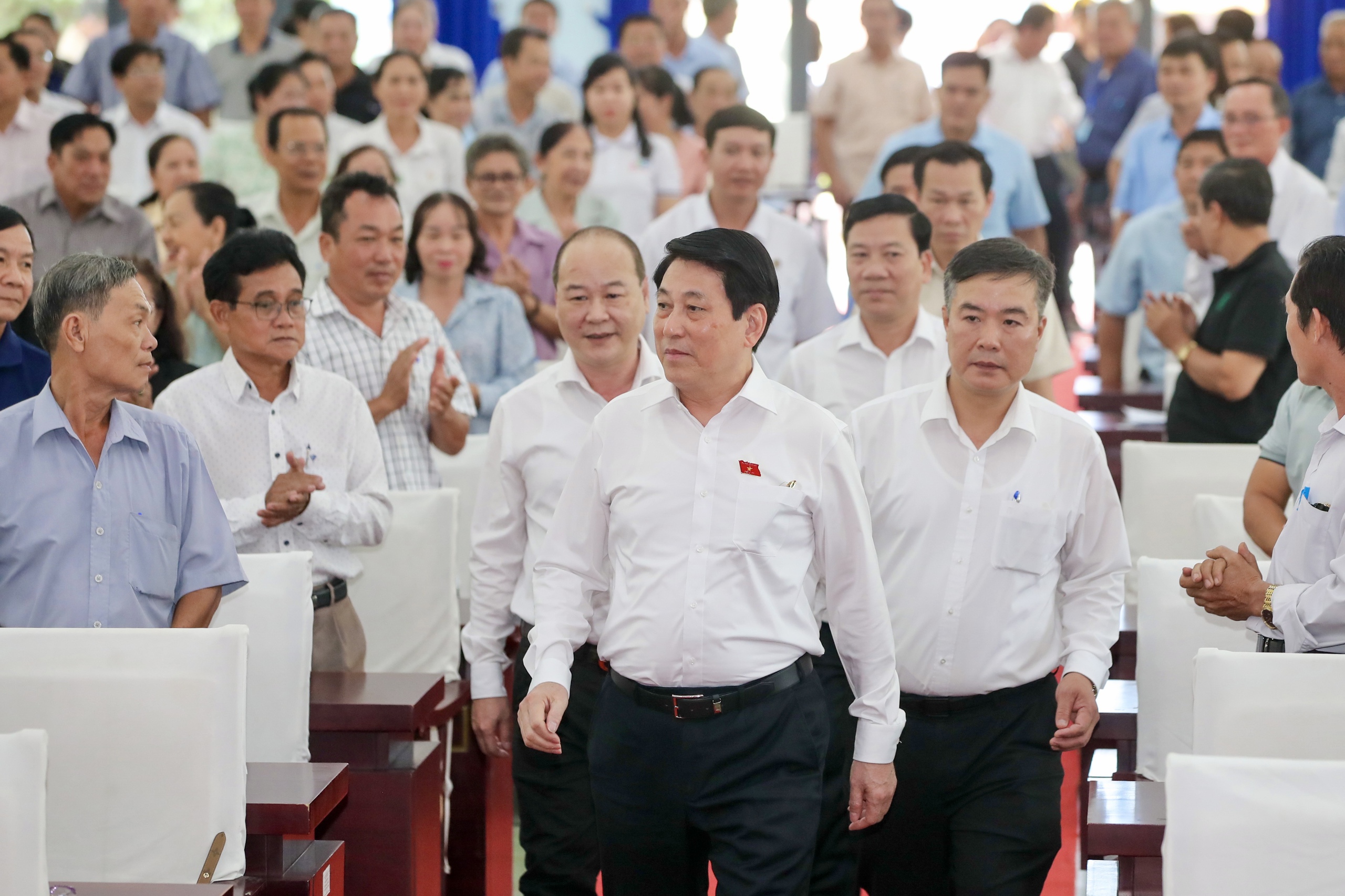 C&ugrave;ng th&agrave;nh phố tiến bước - Ảnh 2.