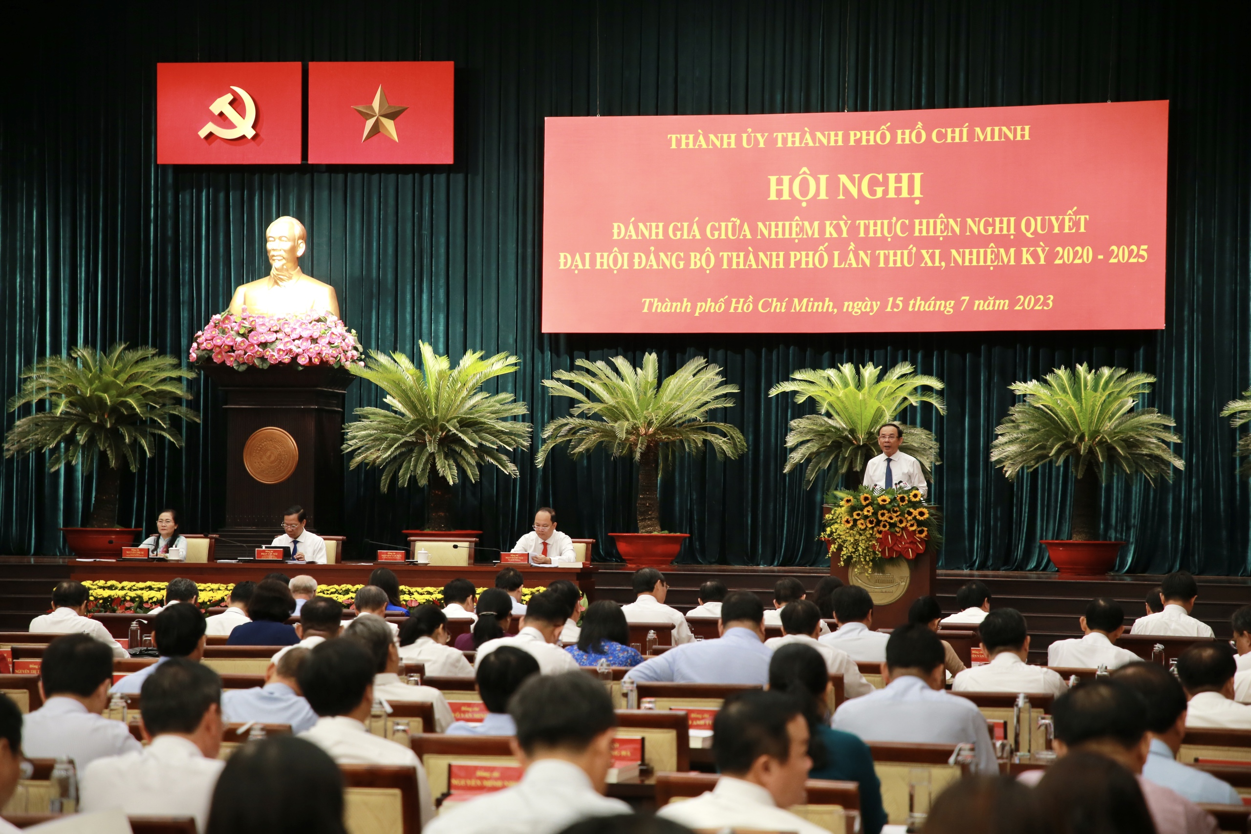 C&ugrave;ng th&agrave;nh phố tiến bước - Ảnh 5.