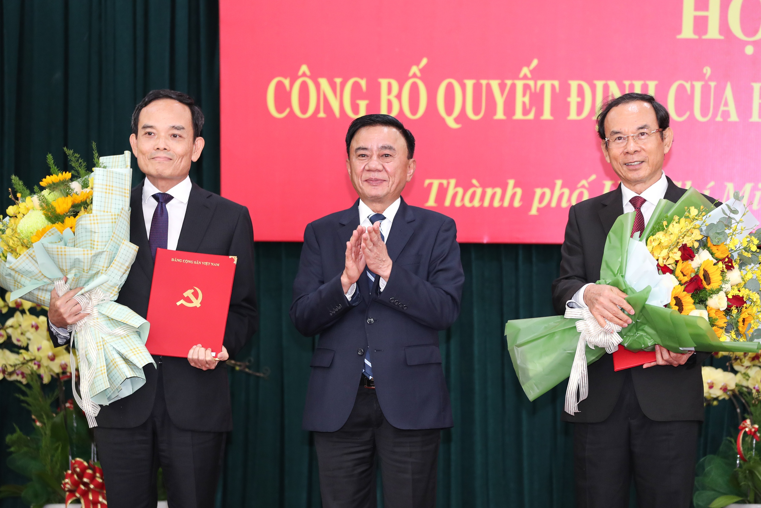 C&ugrave;ng th&agrave;nh phố tiến bước - Ảnh 8.