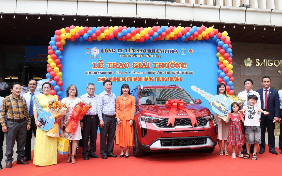 Yến sào Khánh Hòa Sanest Sanvinest tri ân khách hàng
