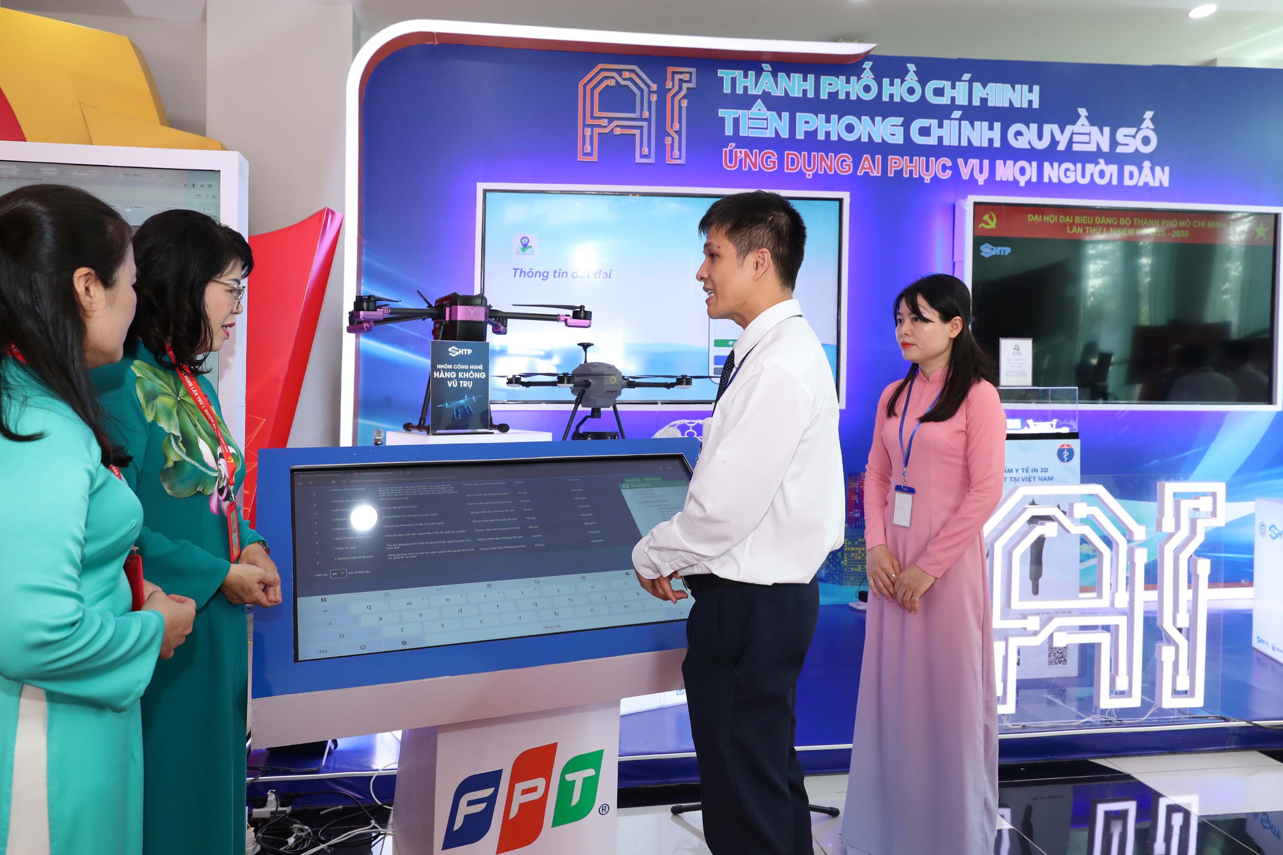 Dấu ấn Công nghệ Việt tại triển lãm “Sản phẩm Công nghệ Chiến lược quốc gia tại TP HCM” - Ảnh 4.