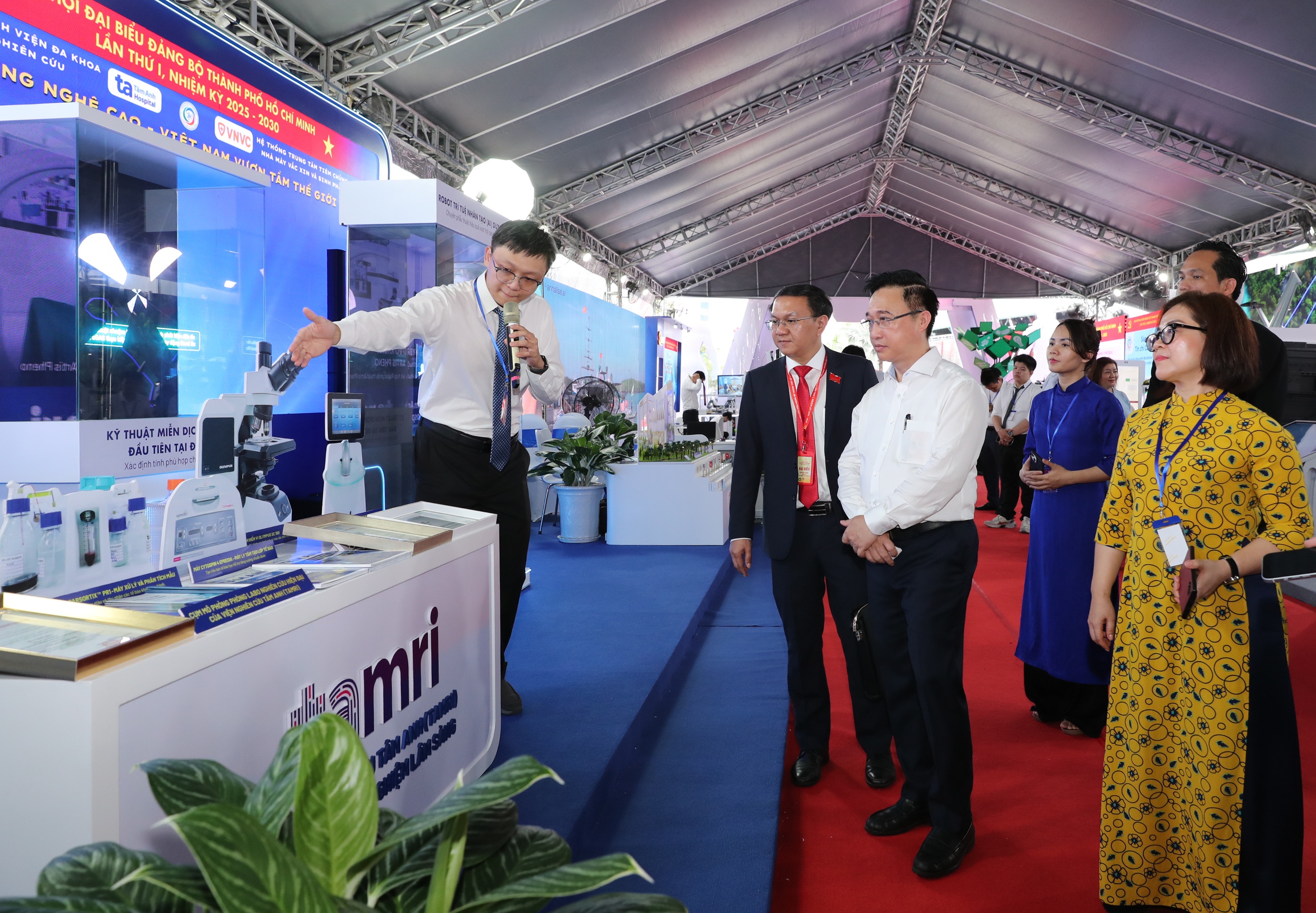 Dấu ấn Công nghệ Việt tại triển lãm “Sản phẩm Công nghệ Chiến lược quốc gia tại TP HCM” - Ảnh 7.