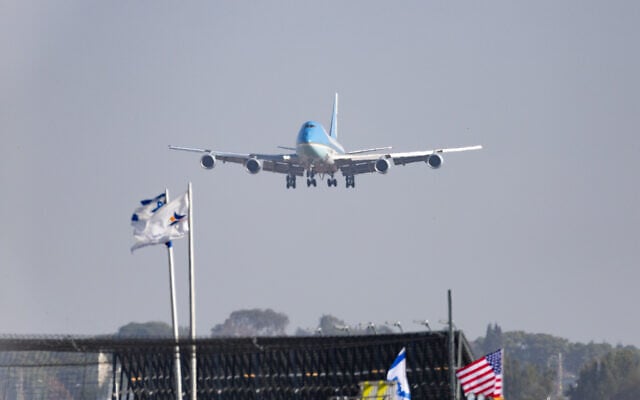 &Ocirc;ng Donald Trump đến Israel - Ảnh 1.