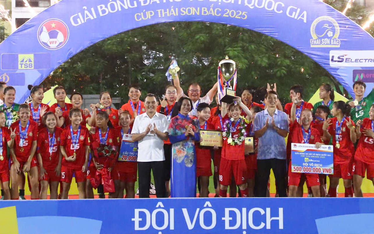 TP HCM viết tiếp lịch sử khi vô địch giải bóng đá nữ quốc gia