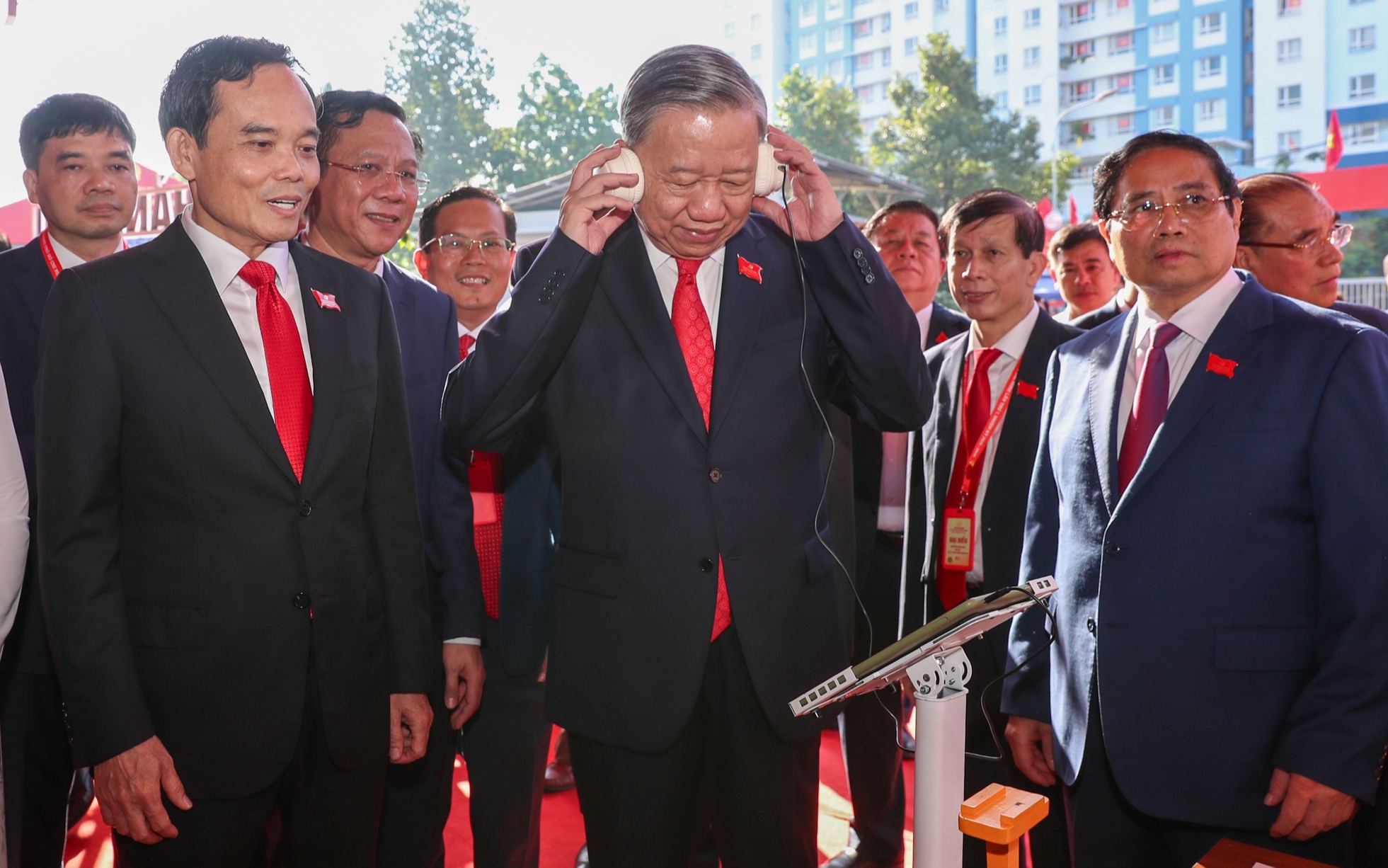 Tổng Bí thư Tô Lâm tham quan triển lãm thành tựu Báo chí - Xuất bản TP HCM