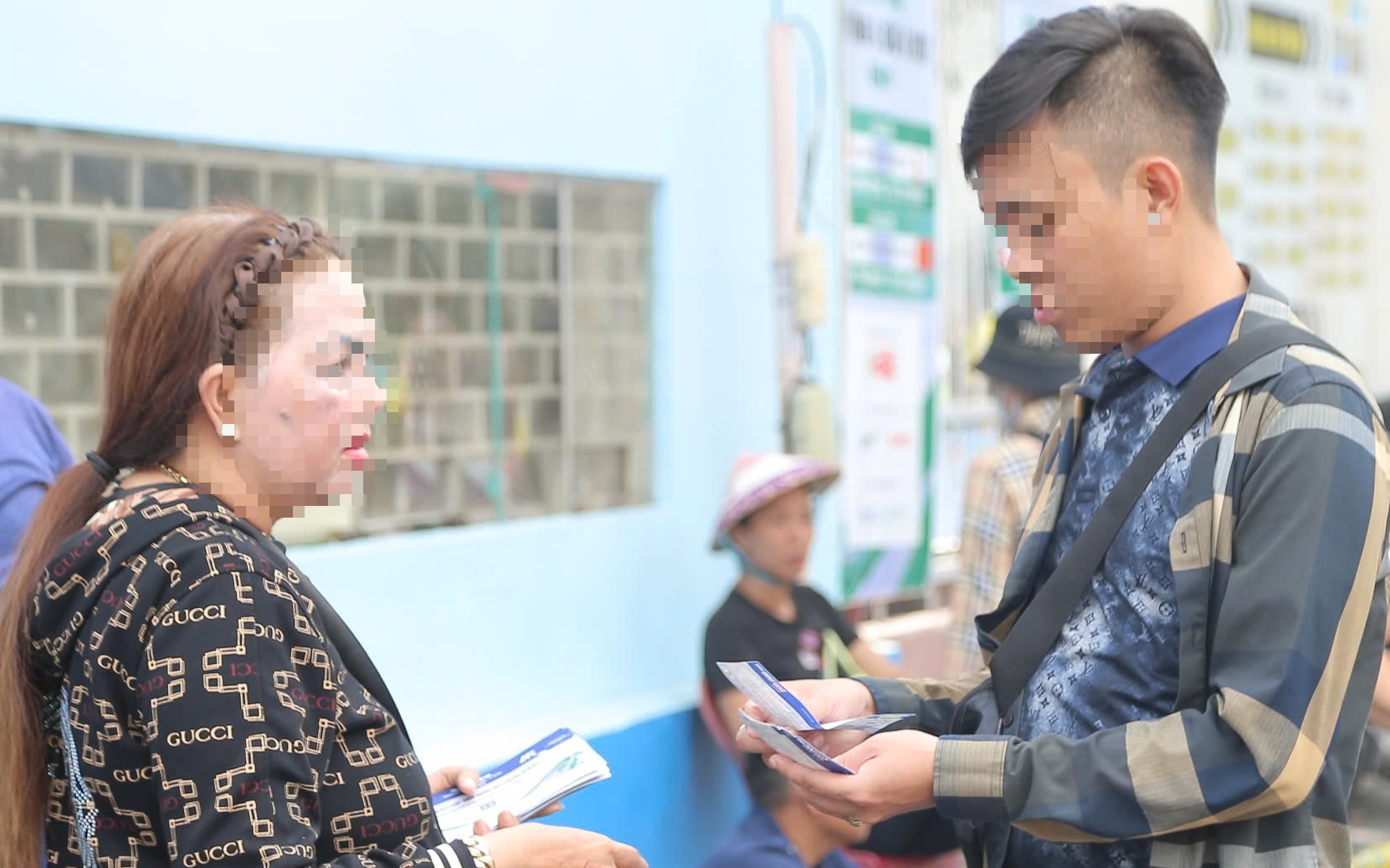 Giá vé chợ đen xem Việt Nam đấu Nepal tăng gấp 3 lần