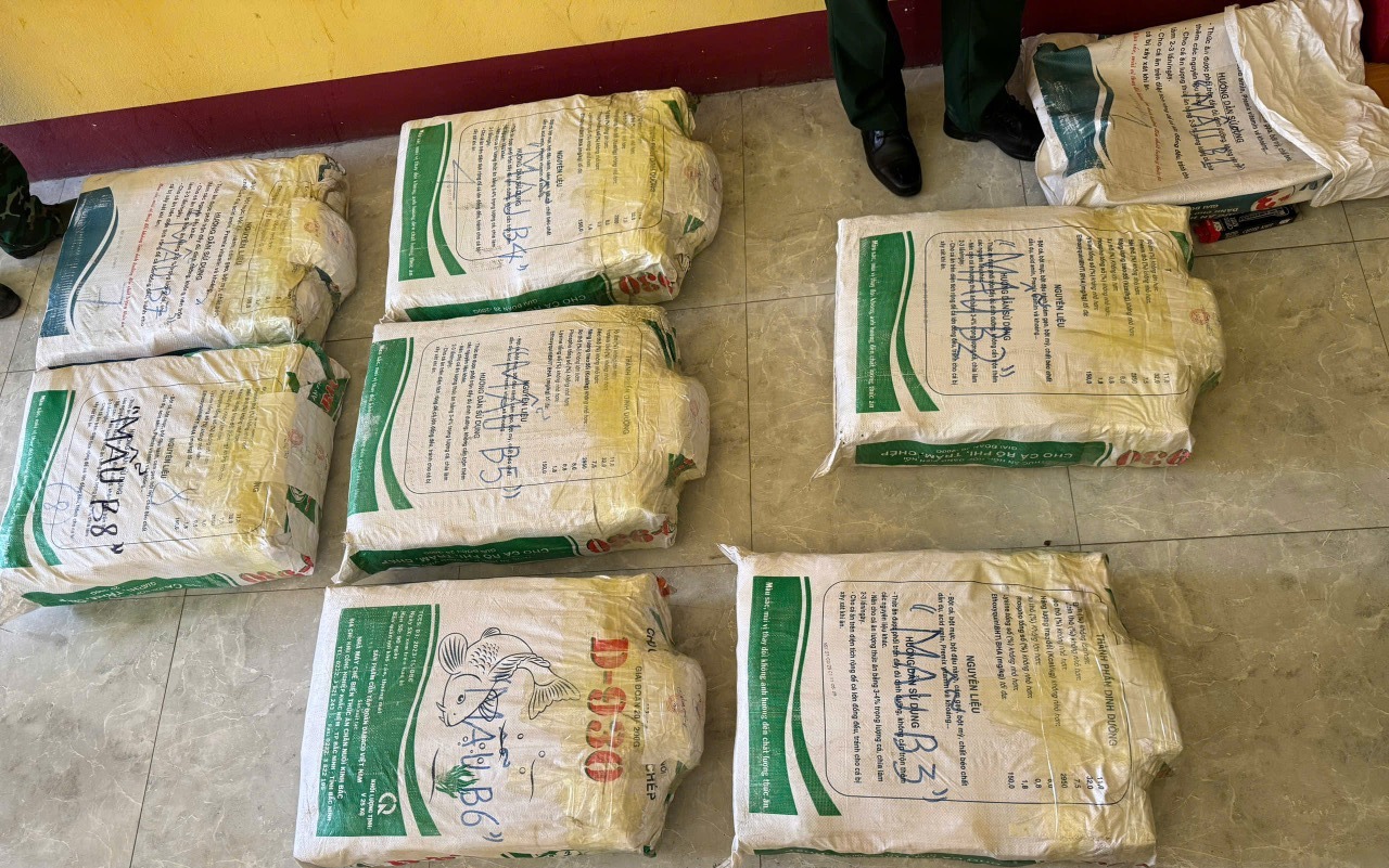 Giám định 500 kg tinh thể nghi ma túy phát hiện ở Quảng Trị