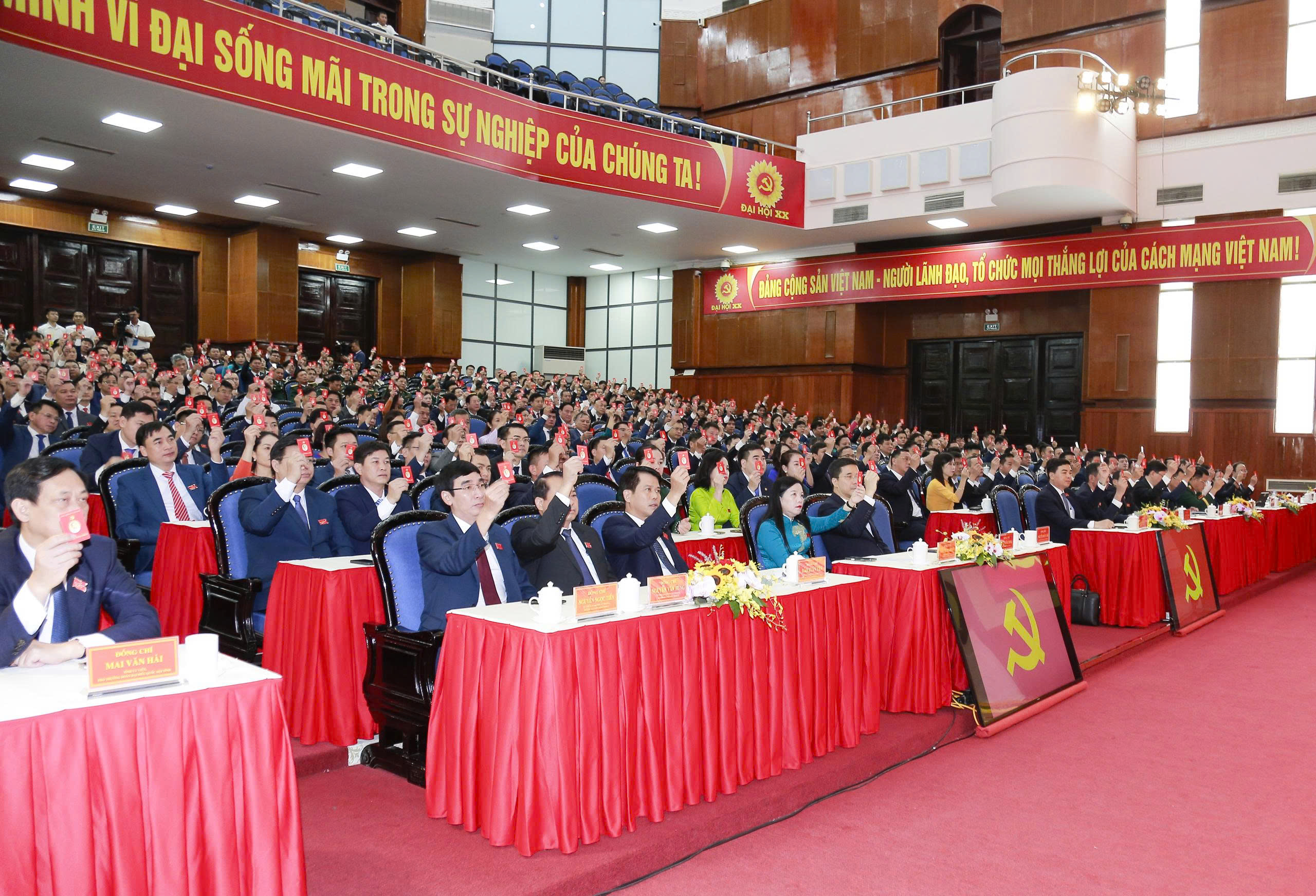 Đại hội Đảng bộ tỉnh thanh h&oacute;a lần thứ XX: Định hướng Ph&aacute;t triển bền vững 2025 - 2030 - Ảnh 3.