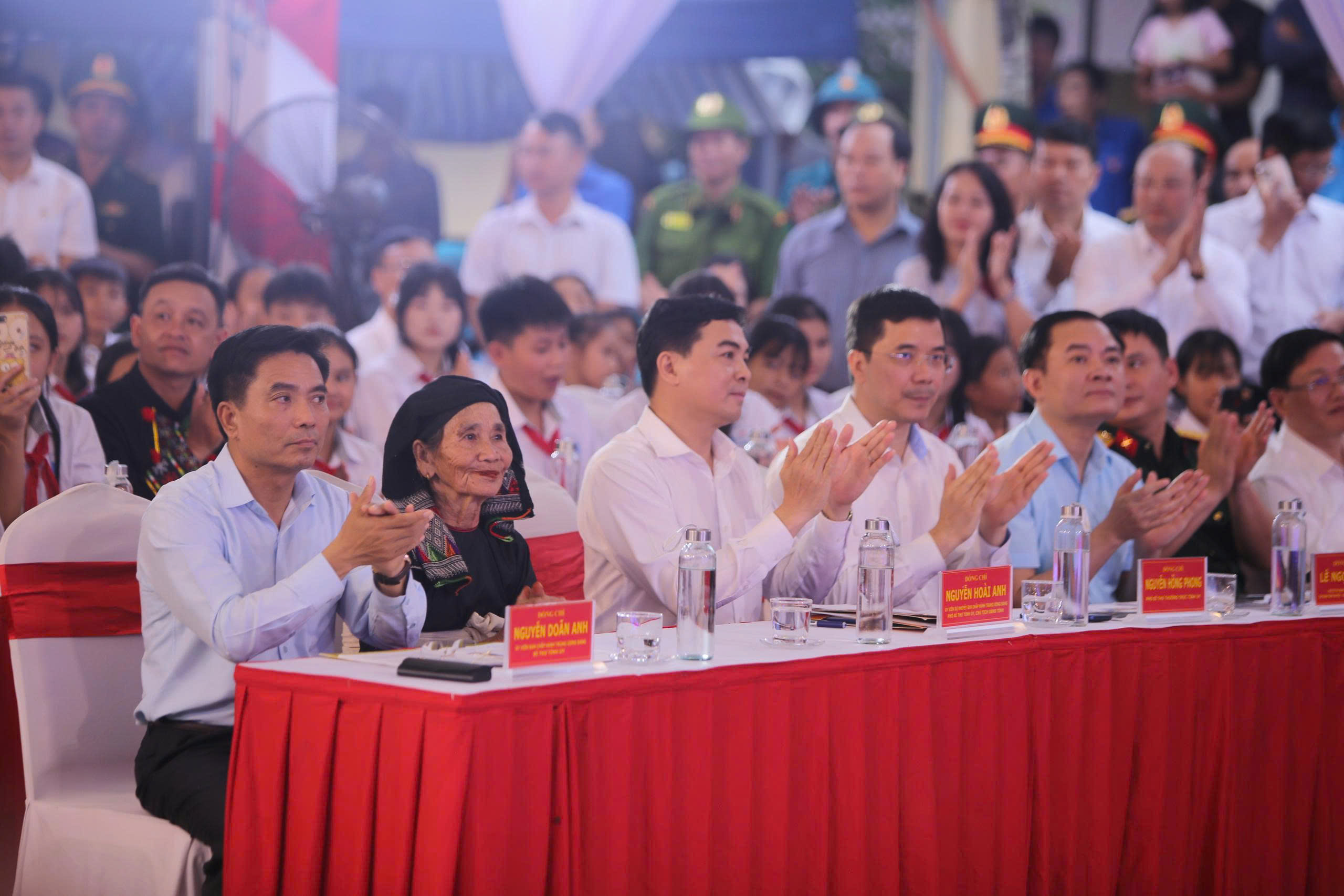 Thủ tướng Phạm Minh Chính khởi công xây dựng trường liên cấp bán trú tại Bát Mọt - Ảnh 4.