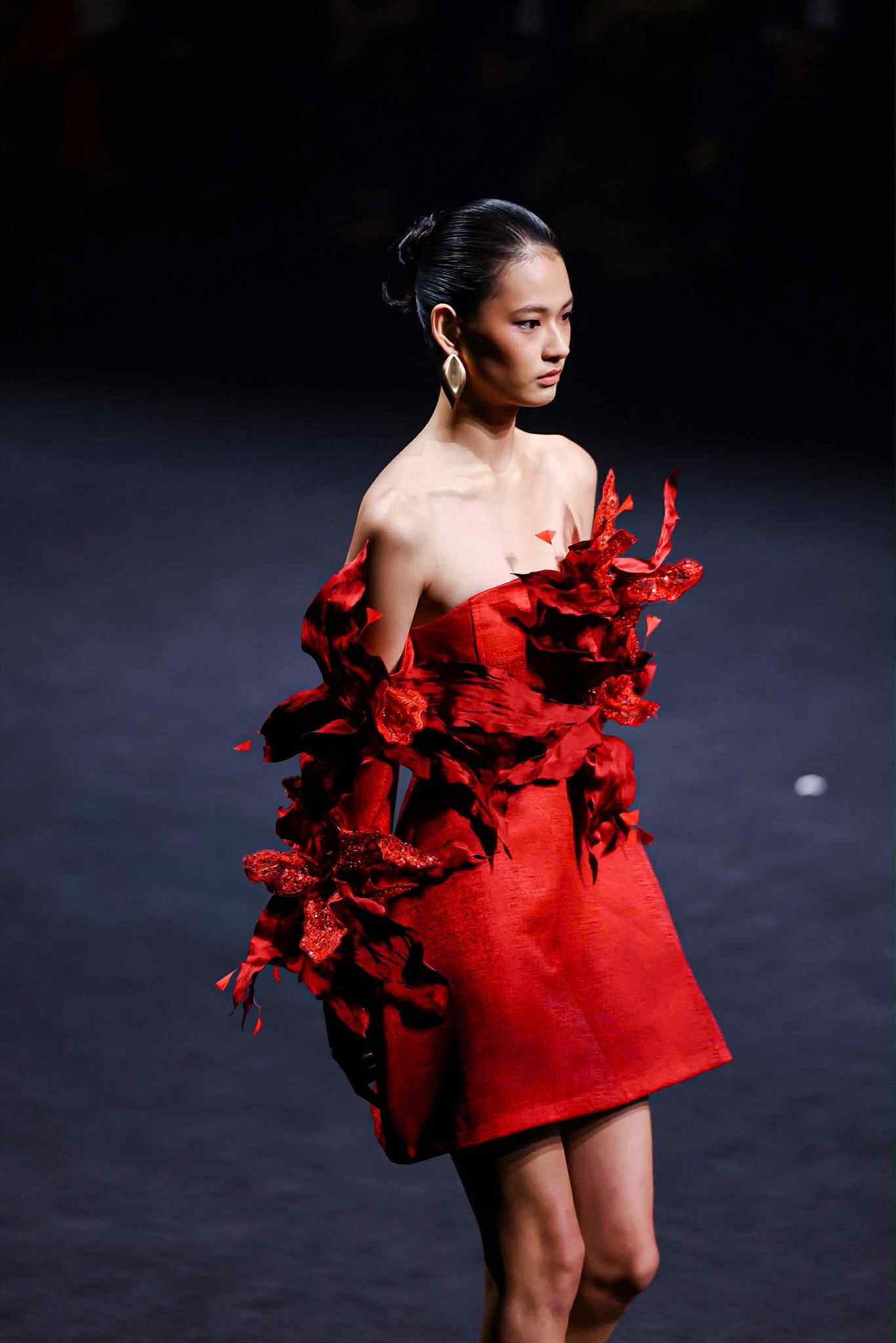 Dấu ấn Thanh Hương B&ugrave;i ở Shanghai fashion week Xu&acirc;n h&egrave; 2026   - Ảnh 14.