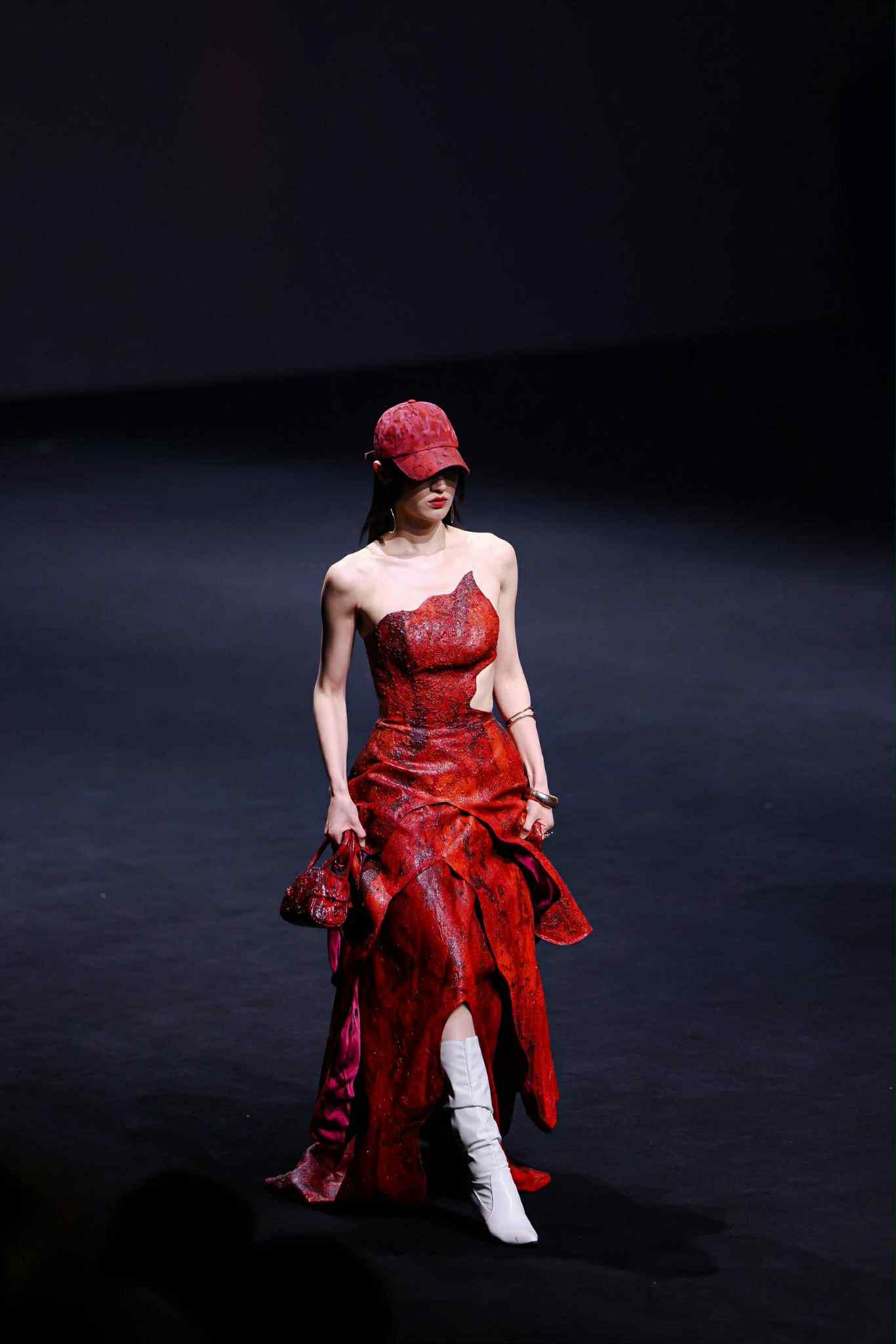 Dấu ấn Thanh Hương B&ugrave;i ở Shanghai fashion week Xu&acirc;n h&egrave; 2026   - Ảnh 7.