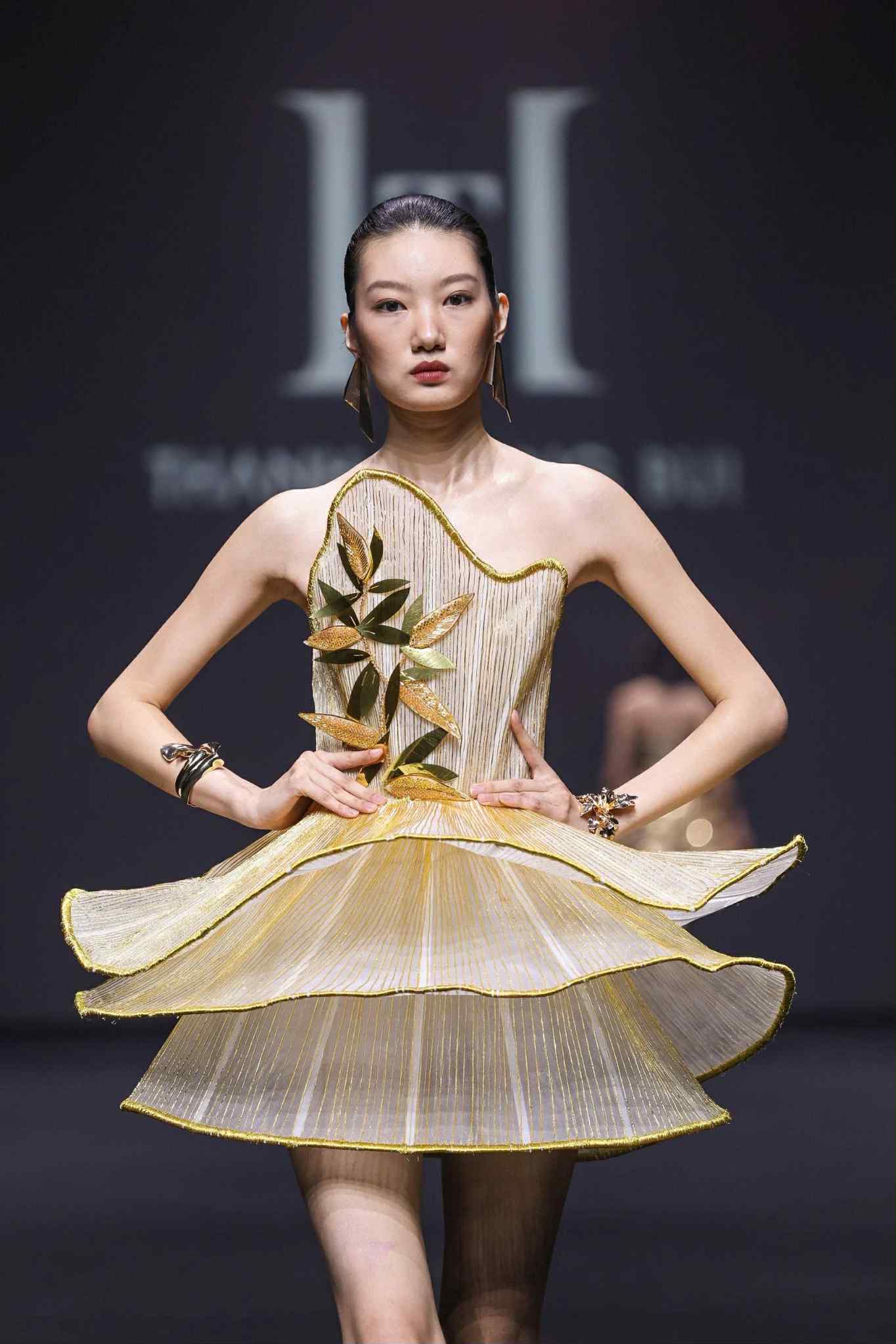 Dấu ấn Thanh Hương B&ugrave;i ở Shanghai fashion week Xu&acirc;n h&egrave; 2026   - Ảnh 9.