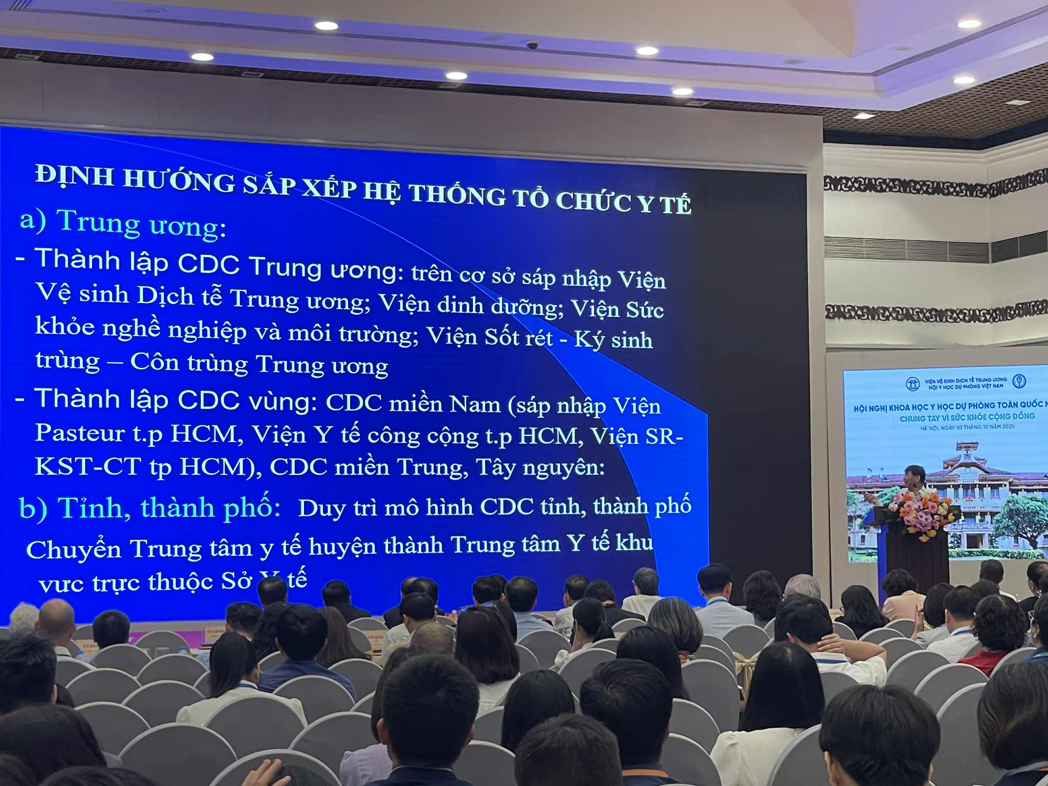 Đề xuất sáp nhập các bệnh viện lớn gây tranh luận - Ảnh 10.