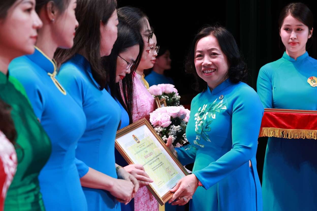 Luôn nuôi dưỡng trong mình khát vọng lớn để cống hiến cho Tổ quốc và gia đình - Ảnh 6.