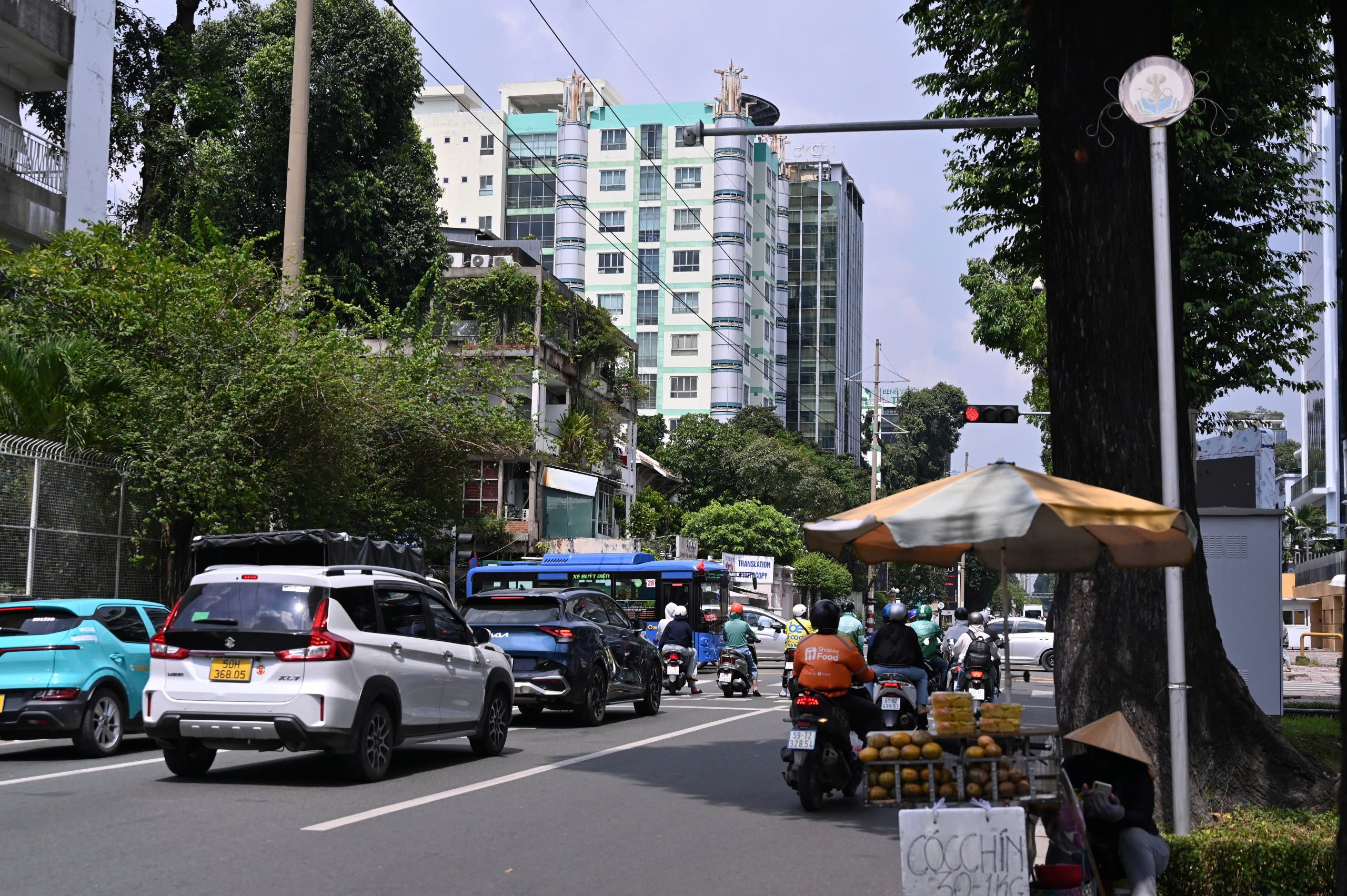 Trong 4 ng&agrave;y, gần 900 phương tiện ở TP HCM chạy qu&aacute; tốc độ bị camera phạt nguội ghi lại - Ảnh 1.