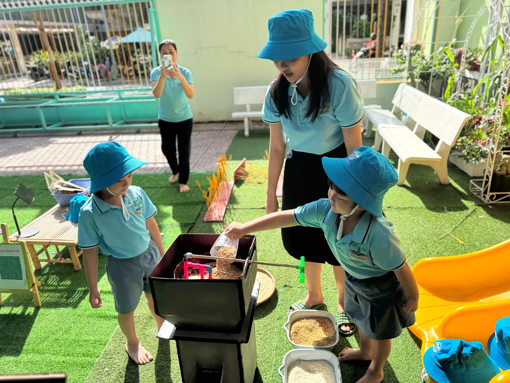 TP HCM: Lưu &yacute; đặc biệt về chương tr&igrave;nh gi&aacute;o dục ngo&agrave;i giờ ch&iacute;nh kh&oacute;a, nh&agrave; vệ sinh trường học - Ảnh 1.