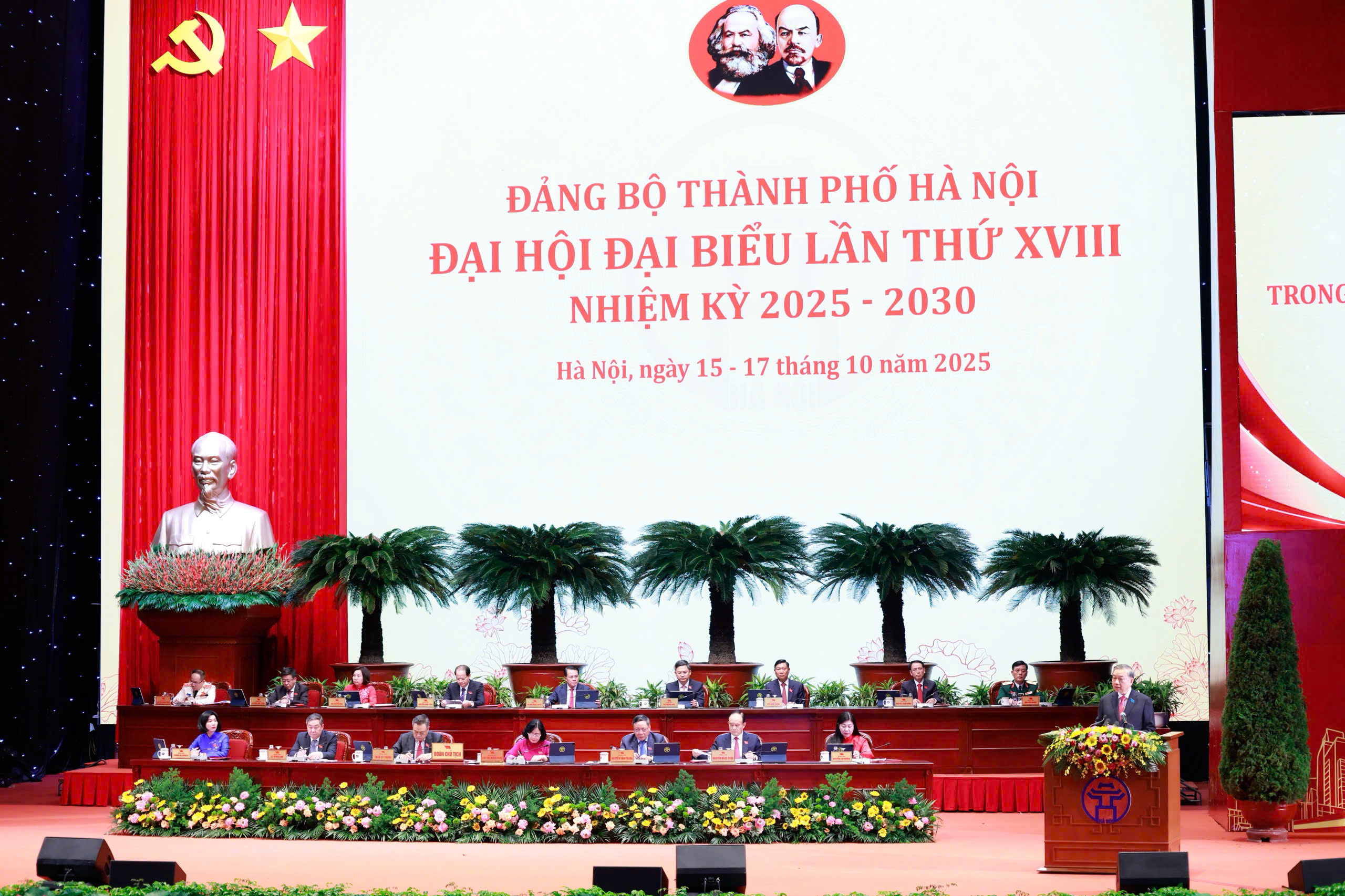 Tổng B&iacute; thư T&ocirc; L&acirc;m: Lấy cảm gi&aacute;c an to&agrave;n của người d&acirc;n l&agrave;m thước đo ph&aacute;t triển H&agrave; Nội - Ảnh 3.