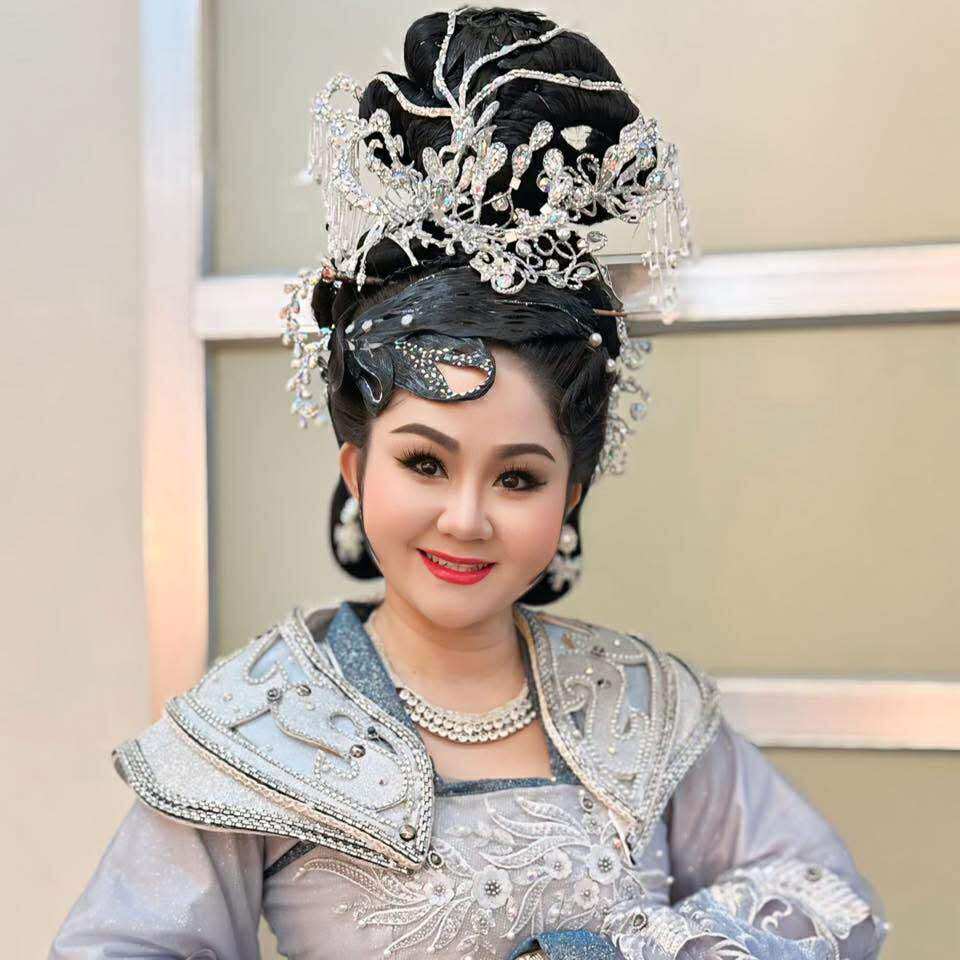 Điền Trung - L&ecirc; Thanh Thảo dồn sức cho đ&ecirc;m nghệ thuật "T&acirc;m Hoa Nghiệp Tổ" - Ảnh 2.