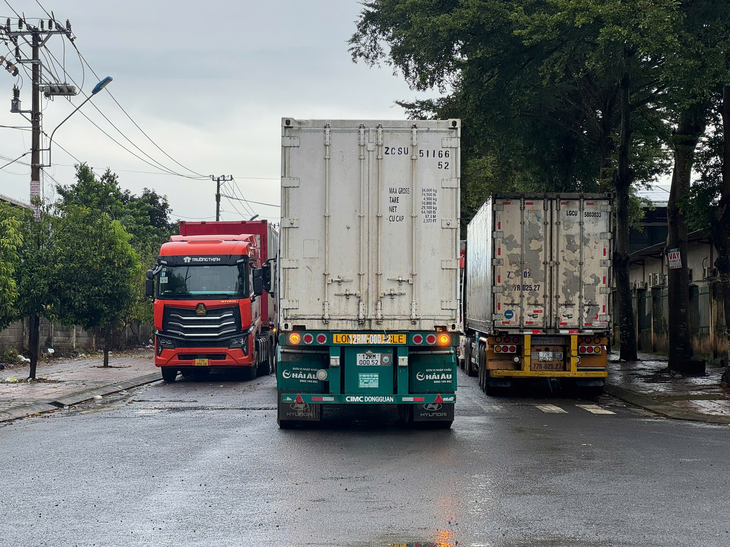 Cảnh tượng hy hữu tại Cụm c&ocirc;ng nghiệp T&acirc;n An , Đắk Lắk với h&agrave;ng trăm container n&ocirc;ng sản - Ảnh 3.