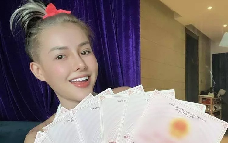 Ngân 98 có 80 sổ đỏ: không gây sốc bằng hành trình phất lên như diều