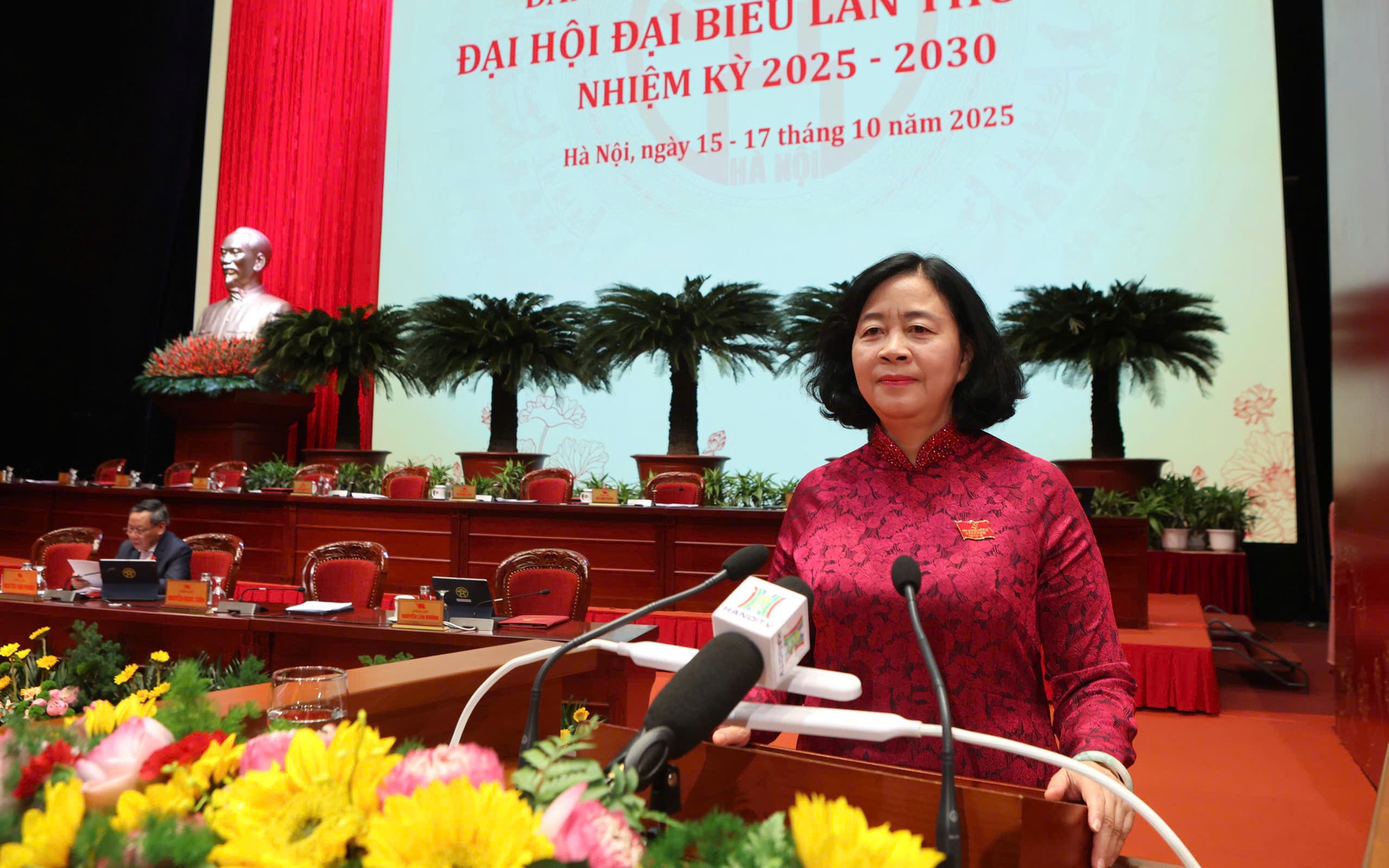 Bí thư Thành ủy Hà Nội: Quyết tâm giảm ùn tắc giao thông, ô nhiễm các dòng sông