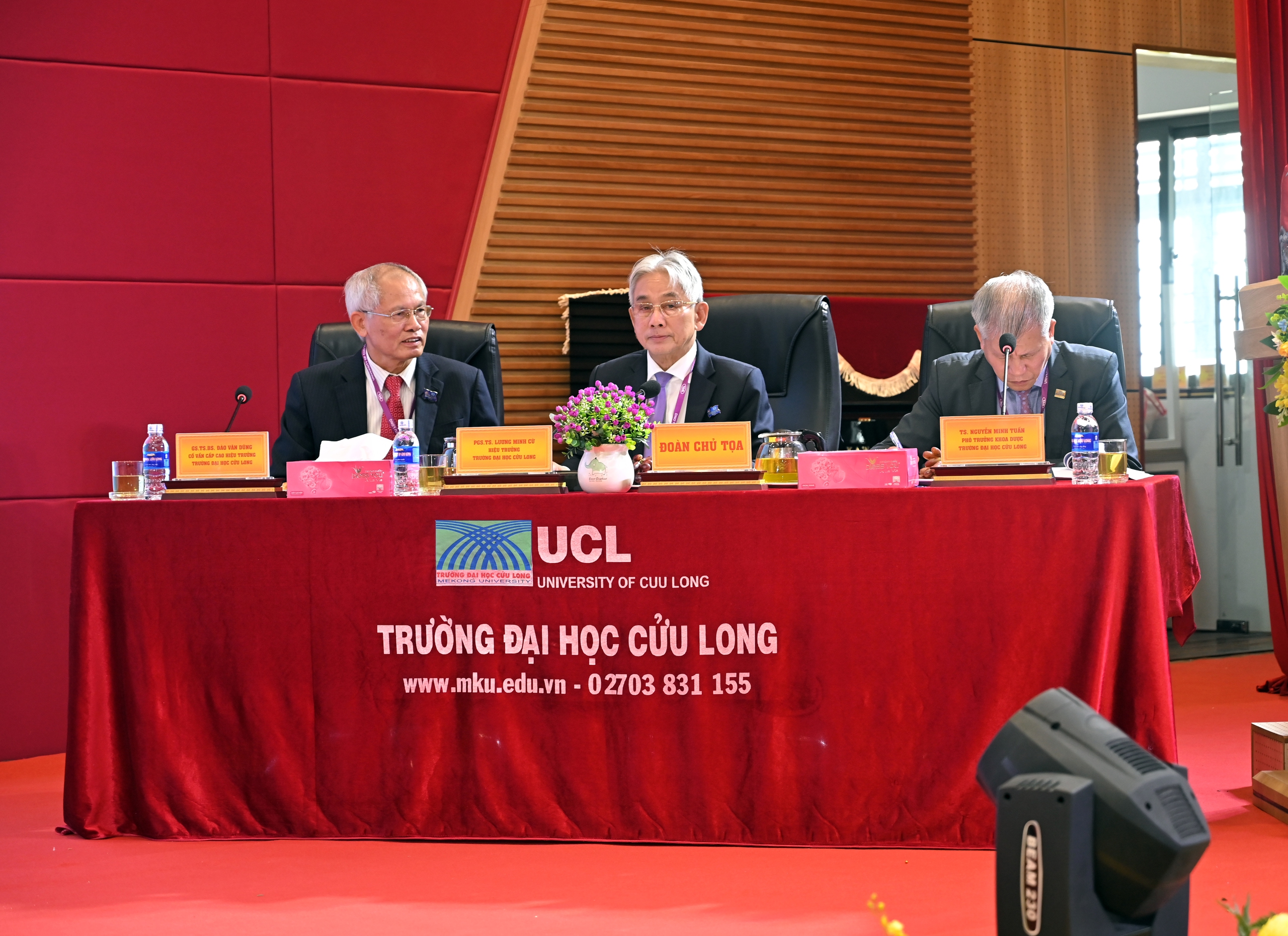 500 nh&agrave; khoa học v&agrave; 2.000 đại biểu tham dự hội thảo khoa học do Trường ĐH Cửu Long tổ chức - Ảnh 2.