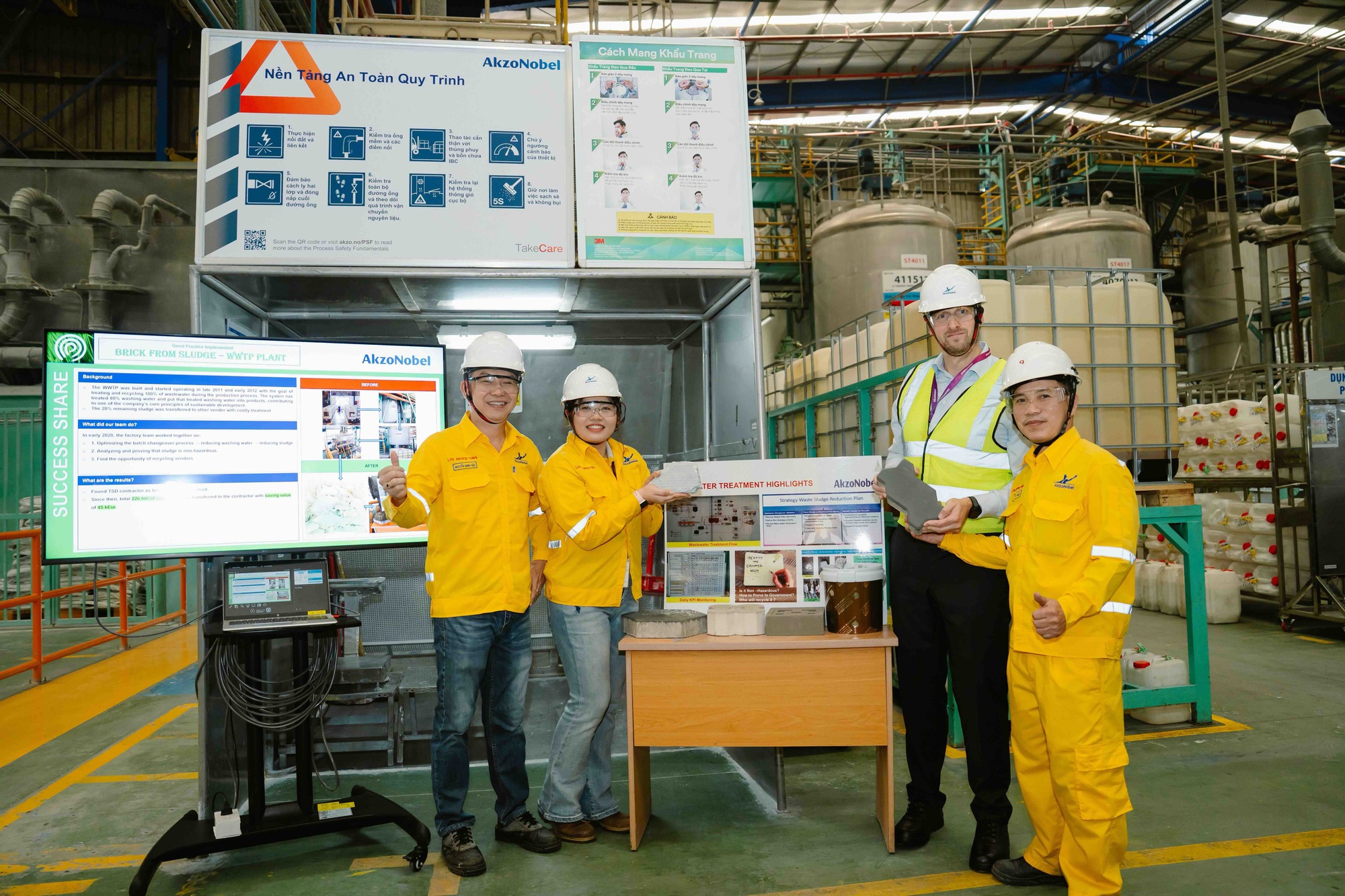 Nh&agrave; m&aacute;y AkzoNobel (B&igrave;nh Dương) nhận chứng chỉ LEED Gold từ Hội đồng C&ocirc;ng tr&igrave;nh Xanh Hoa Kỳ - Ảnh 3.