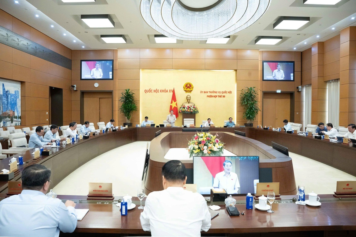 Nâng mức giảm trừ gia cảnh thuế thu nhập cá nhân lên 15 , 5 triệu đồng / tháng từ 2026 - Ảnh 1.