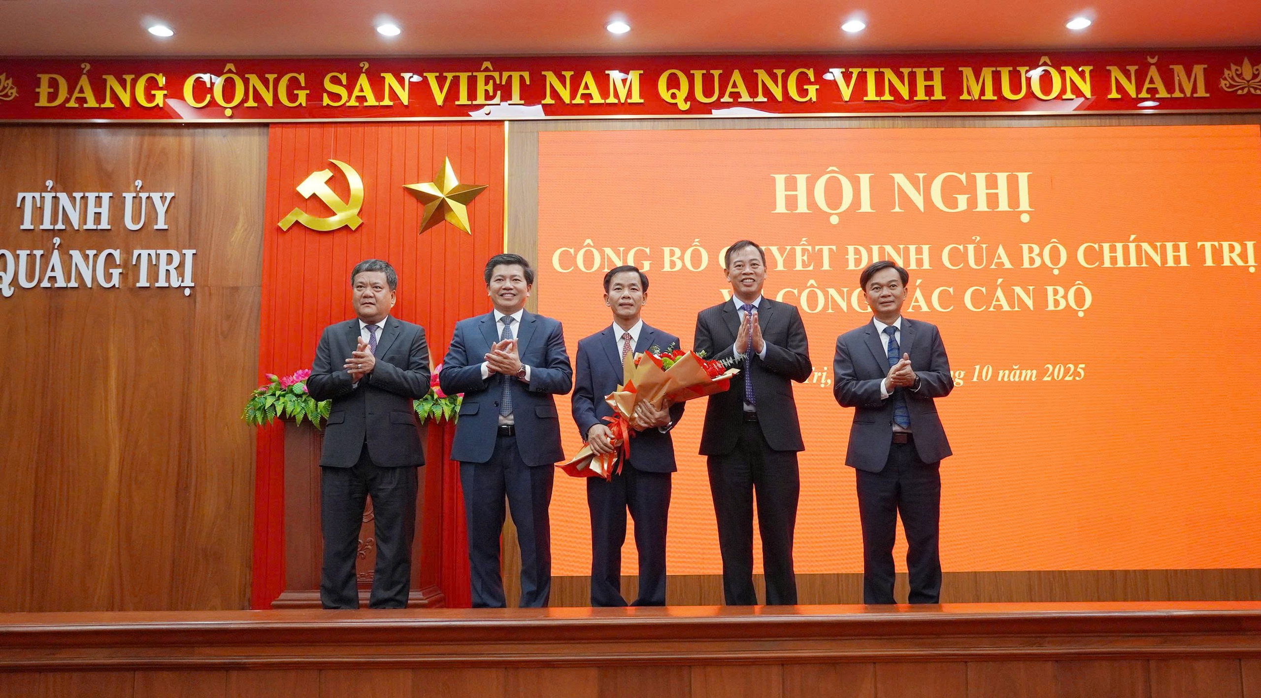 B&iacute; thư Th&agrave;nh uỷ Huế Nguyễn Văn Phương giữ chức B&iacute; thư Tỉnh ủy Quảng Trị - Ảnh 2.