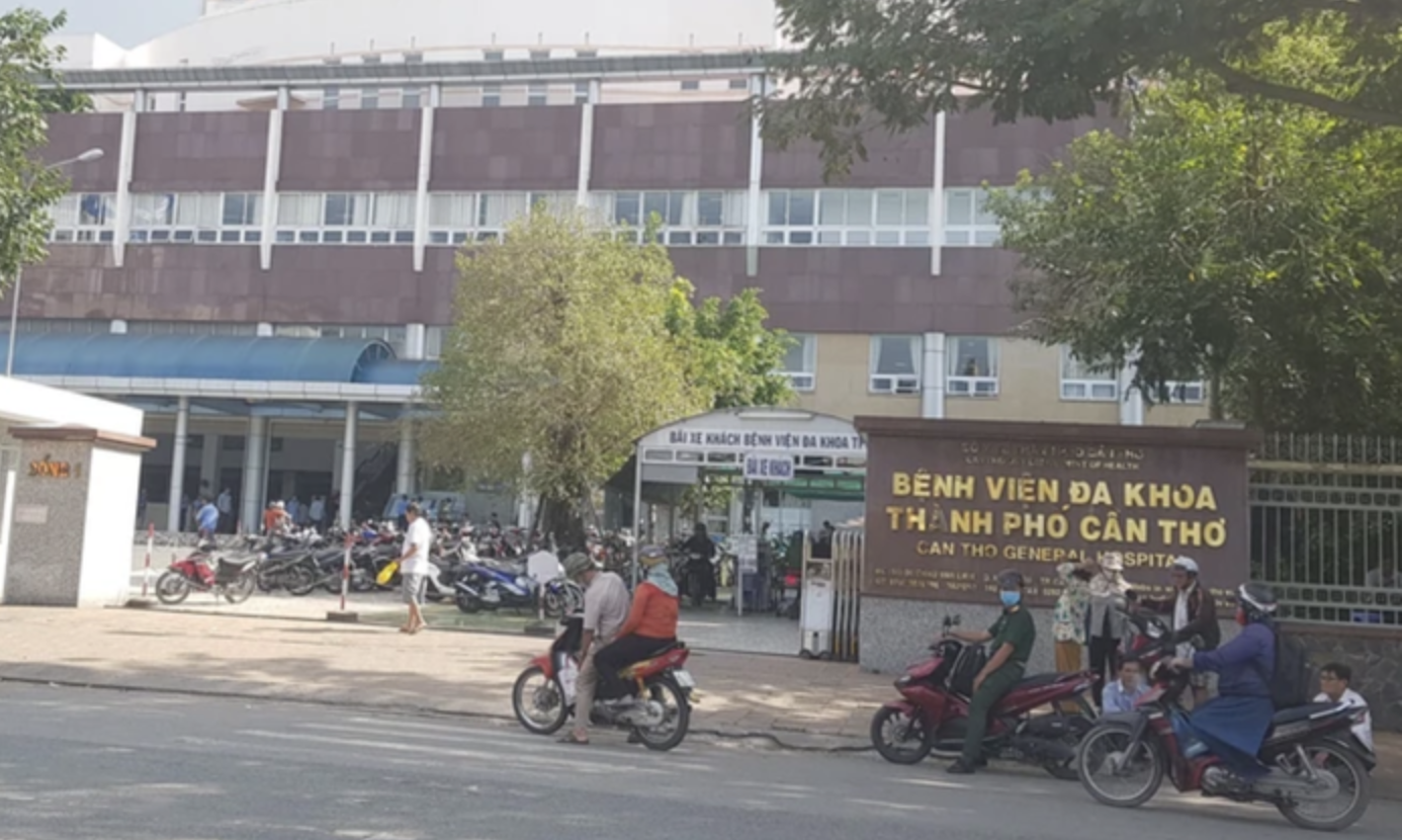 C&ocirc;ng t&aacute;c nh&acirc;n sự Bệnh viện Đa khoa Cần Thơ sau vụ kit test Việt &Aacute; - Ảnh 1.