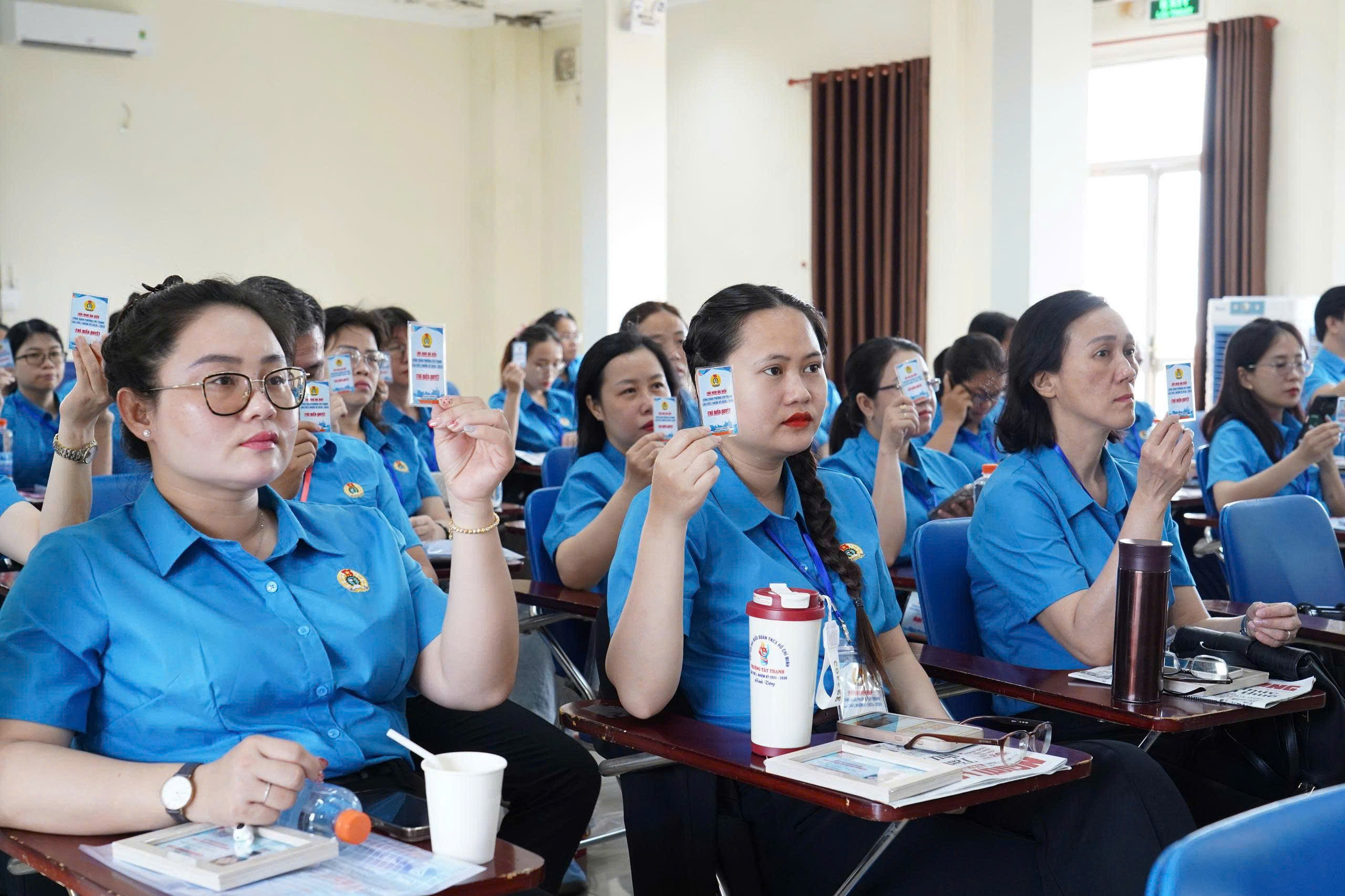 C&ocirc;ng đo&agrave;n phường T&acirc;y Thạnh: Phấn đấu kết nạp 50% số lao động khu vực phi ch&iacute;nh thức v&agrave;o tổ chức C&ocirc;ng - Ảnh 2.