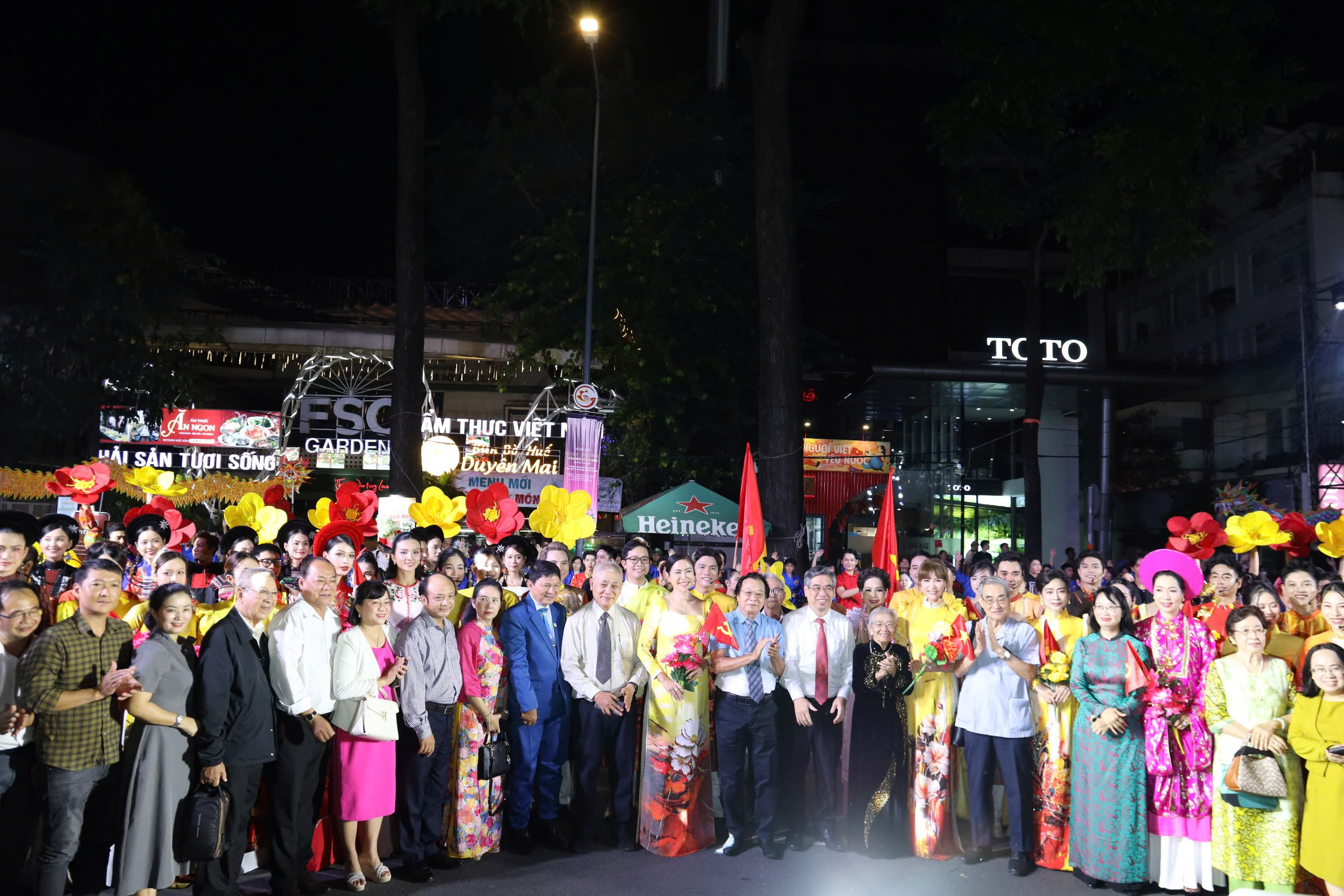 NSND Tạ Minh T&acirc;m, NSƯT Phi Điểu, NSƯT C&ocirc;ng Ninh&hellip; c&ugrave;ng tụ họp khai hội - Ảnh 8.